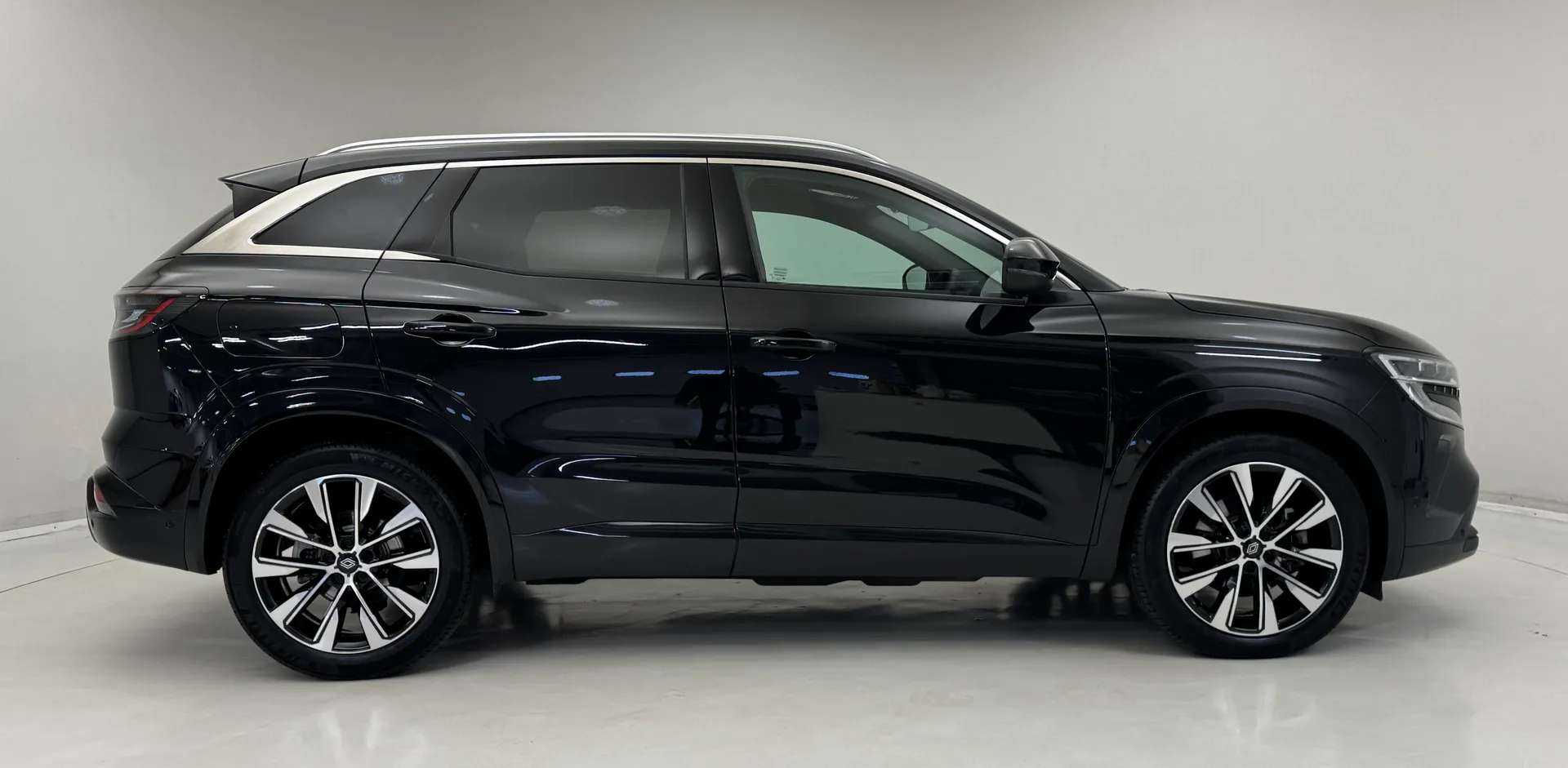 2025 RENAULT AUSTRAL 2025 RENAULT AUSTRAL