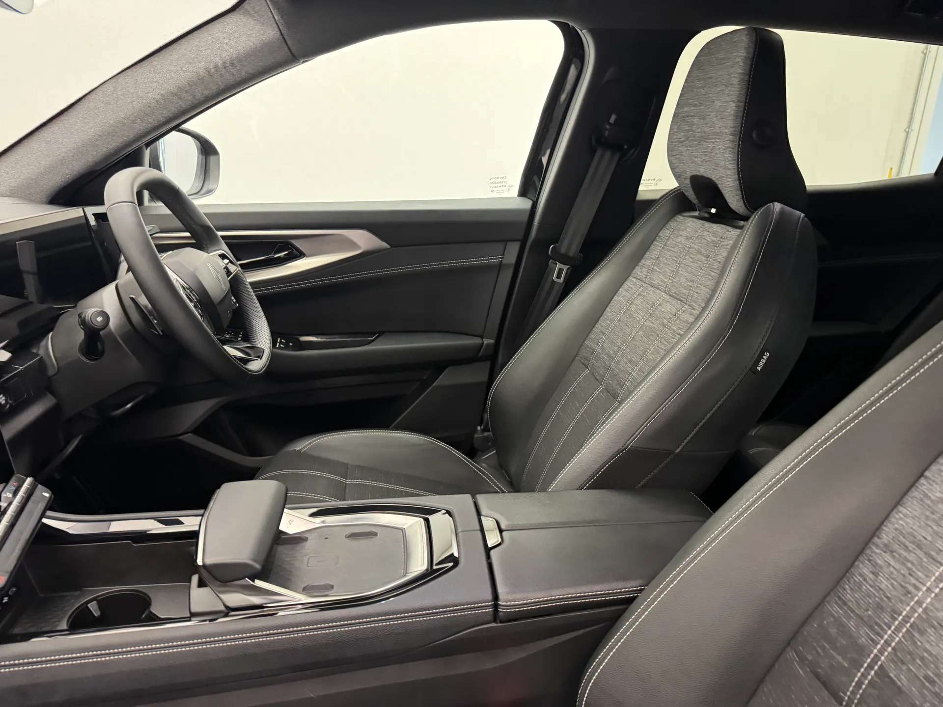 2025 RENAULT AUSTRAL 2025 RENAULT AUSTRAL