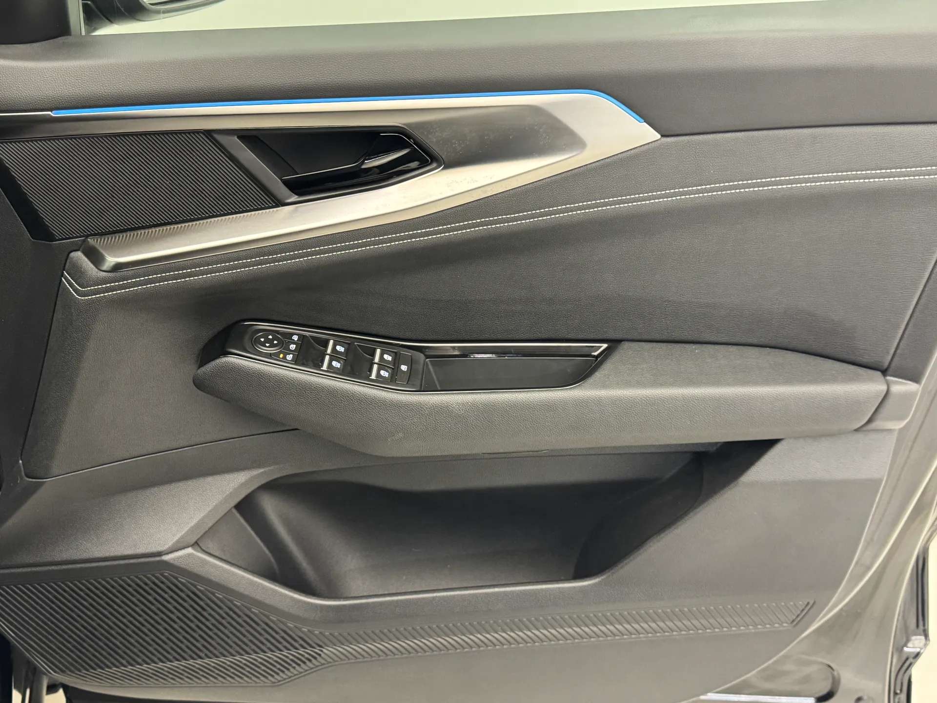 2025 RENAULT AUSTRAL 2025 RENAULT AUSTRAL