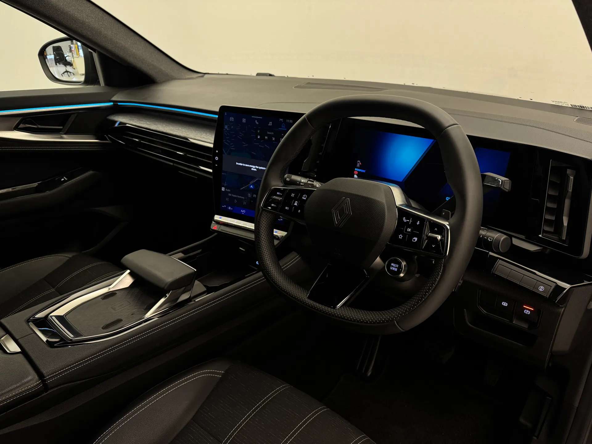 2025 RENAULT AUSTRAL 2025 RENAULT AUSTRAL