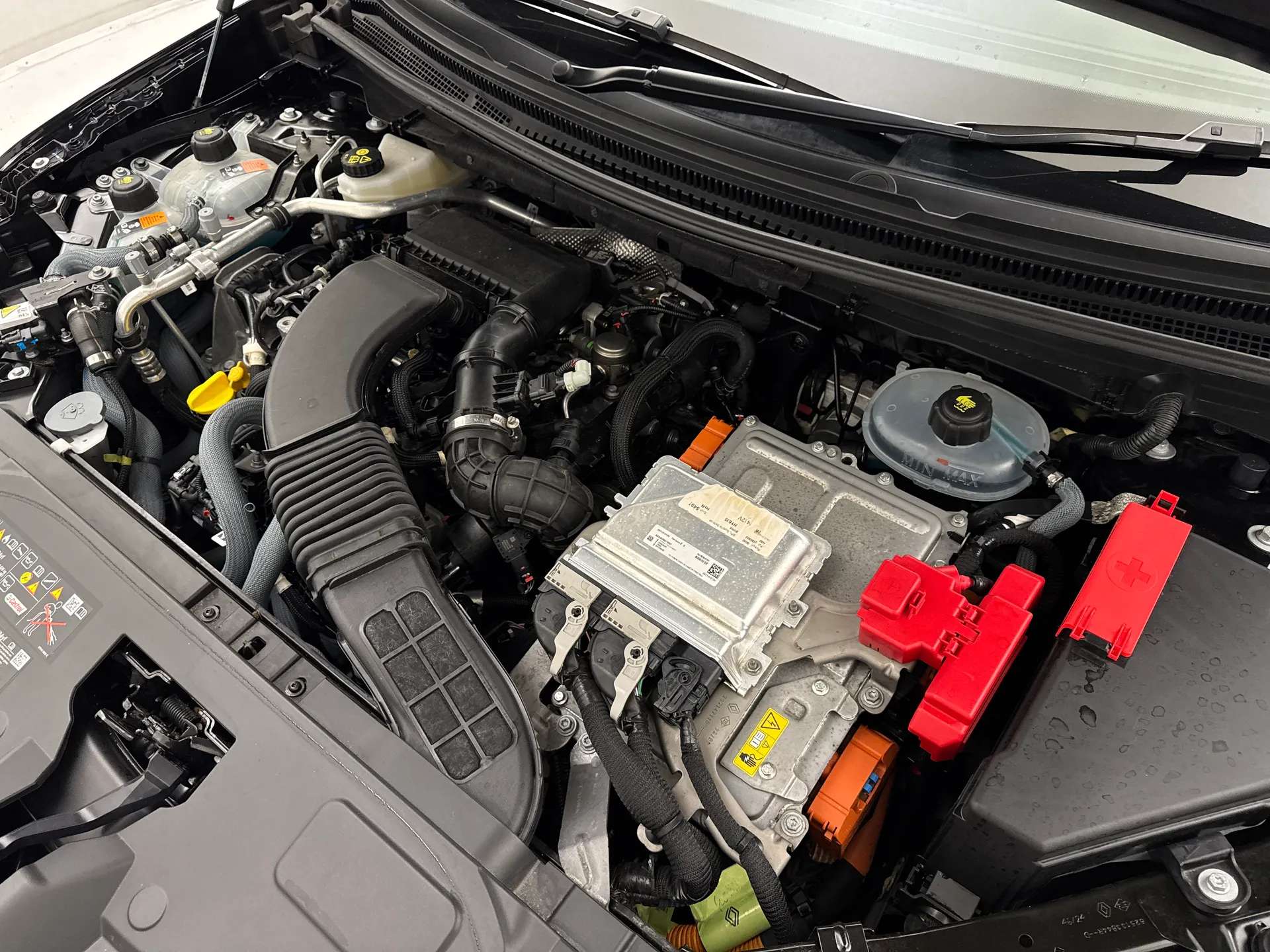 2025 RENAULT AUSTRAL 2025 RENAULT AUSTRAL