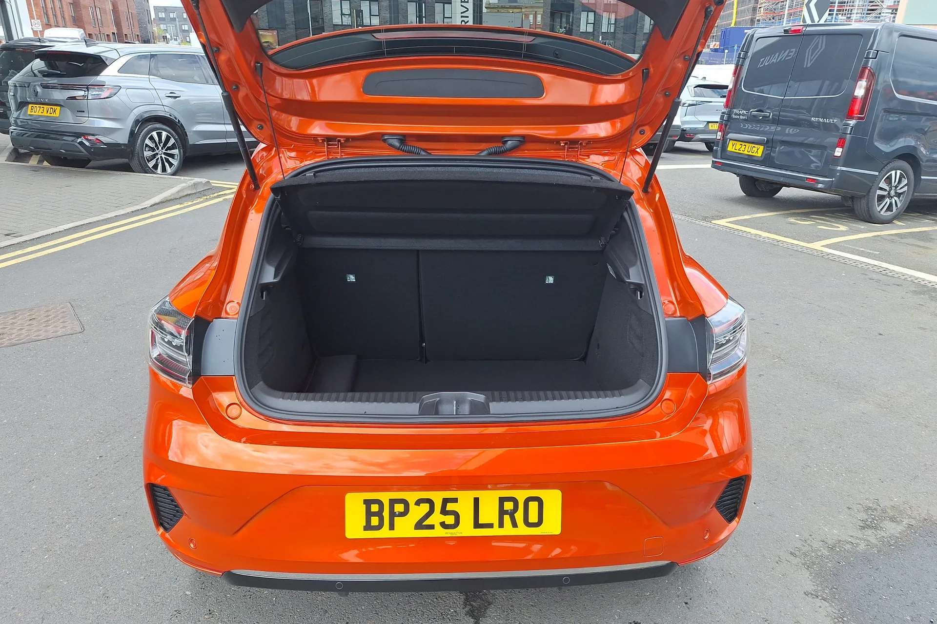 2025 RENAULT CLIO 2025 RENAULT CLIO