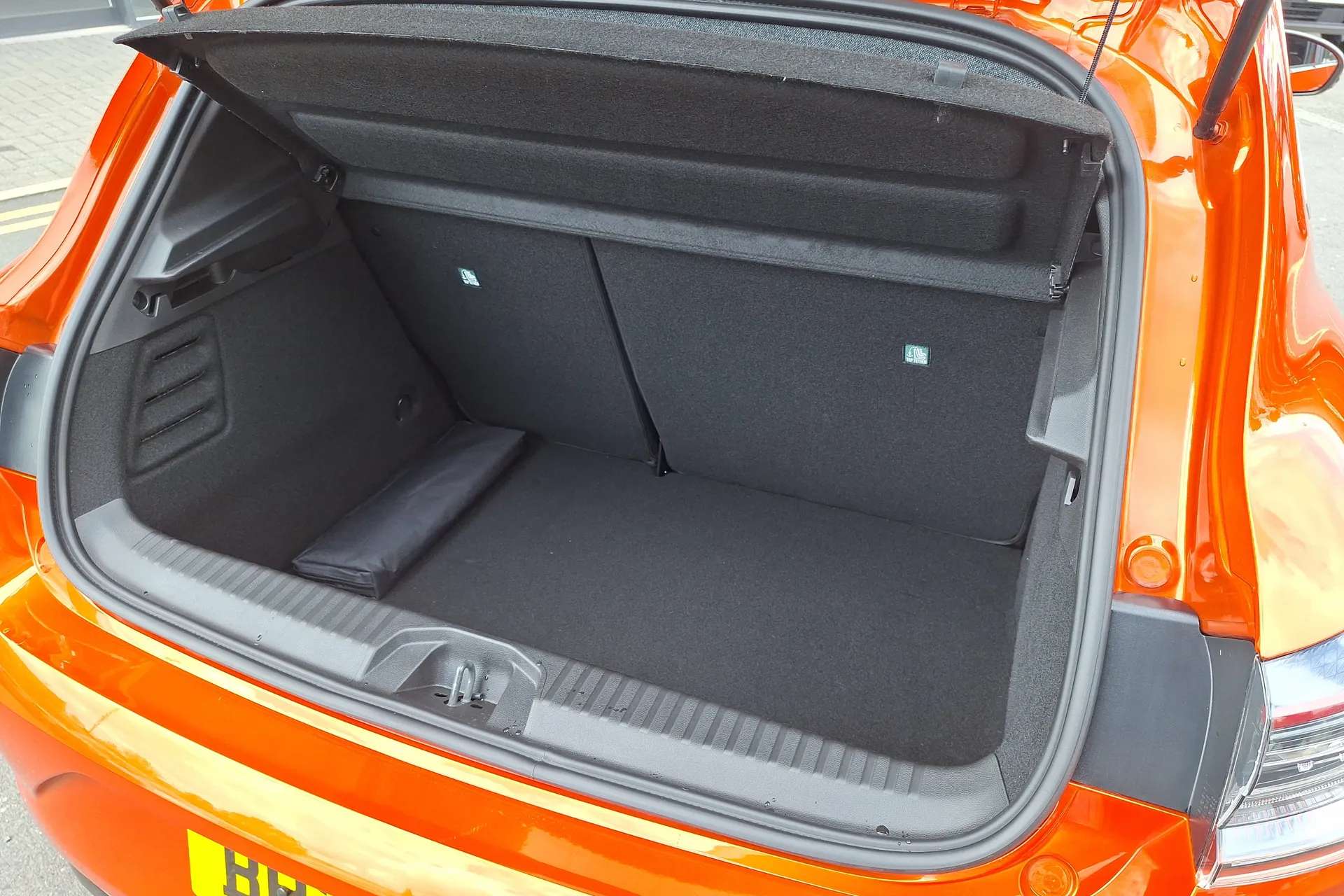 2025 RENAULT CLIO 2025 RENAULT CLIO