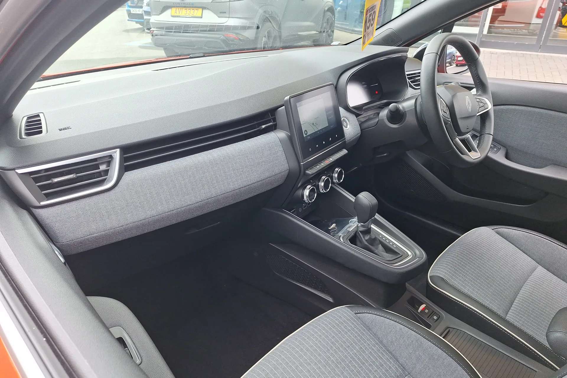 2025 RENAULT CLIO 2025 RENAULT CLIO