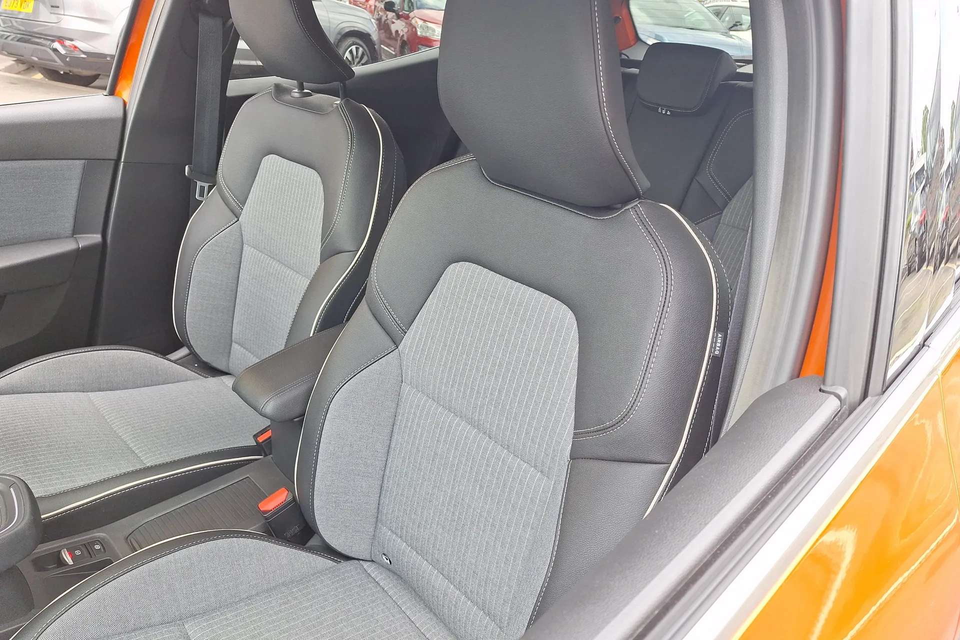 2025 RENAULT CLIO 2025 RENAULT CLIO