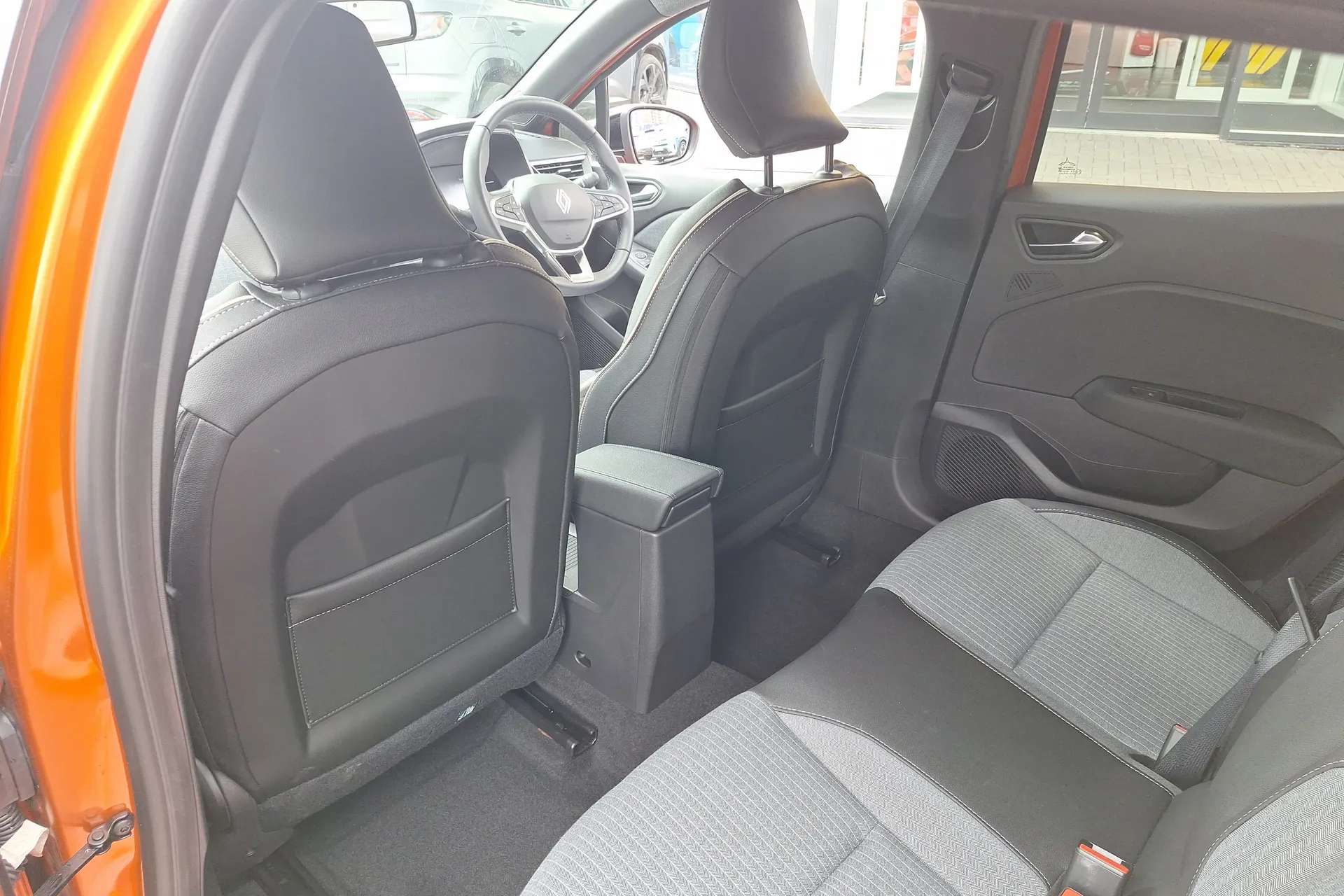 2025 RENAULT CLIO 2025 RENAULT CLIO