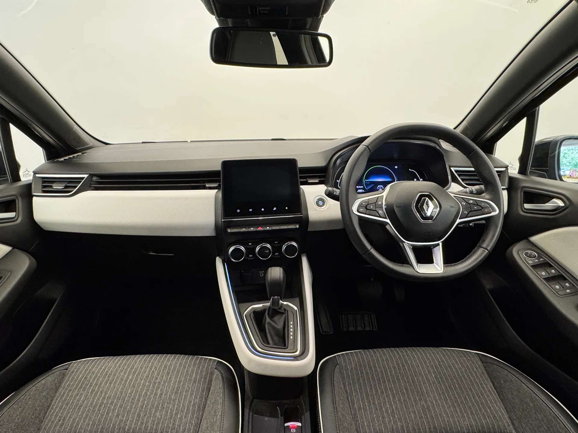 2023 RENAULT CLIO 2023 RENAULT CLIO