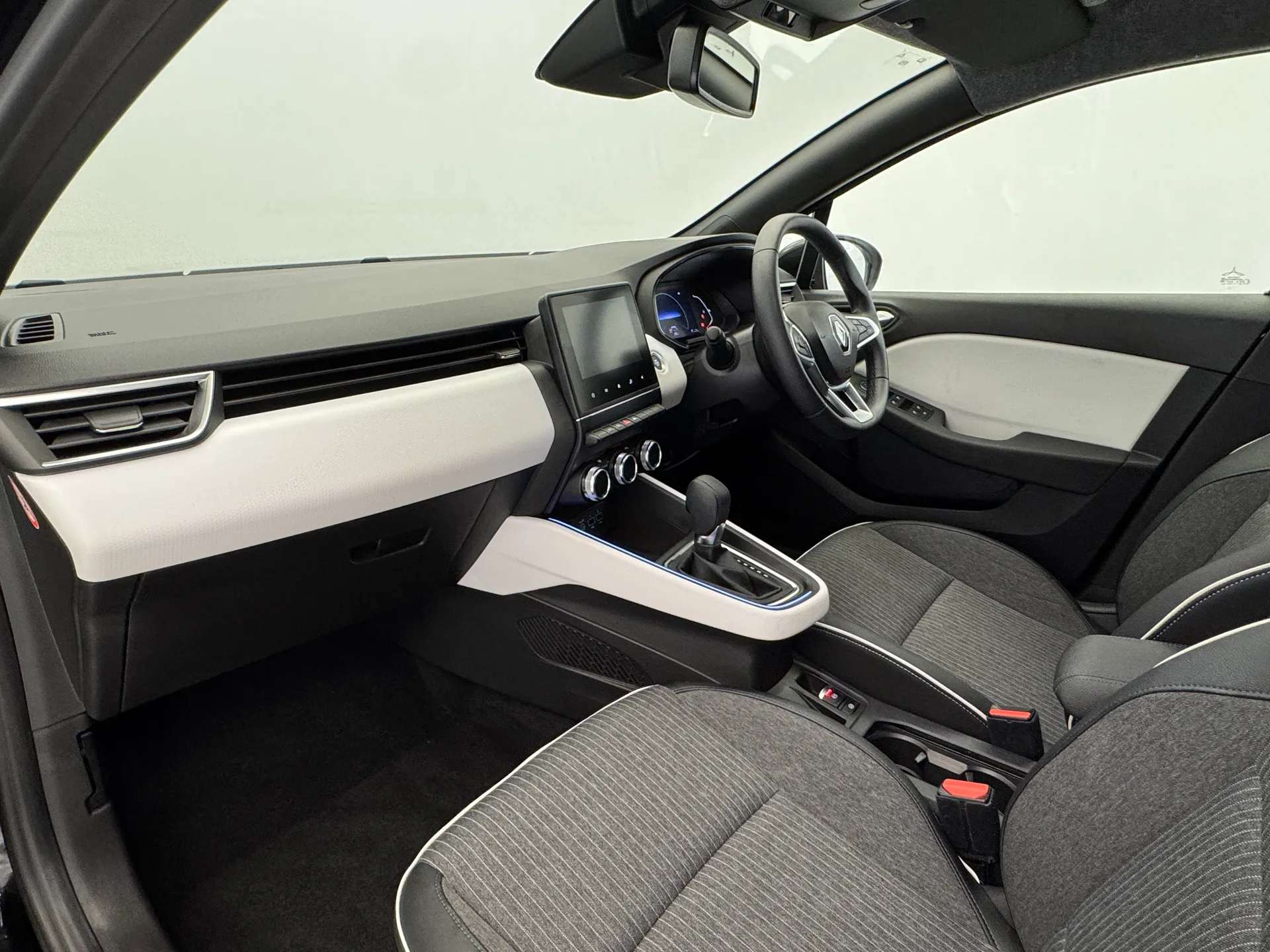 2023 RENAULT CLIO 2023 RENAULT CLIO