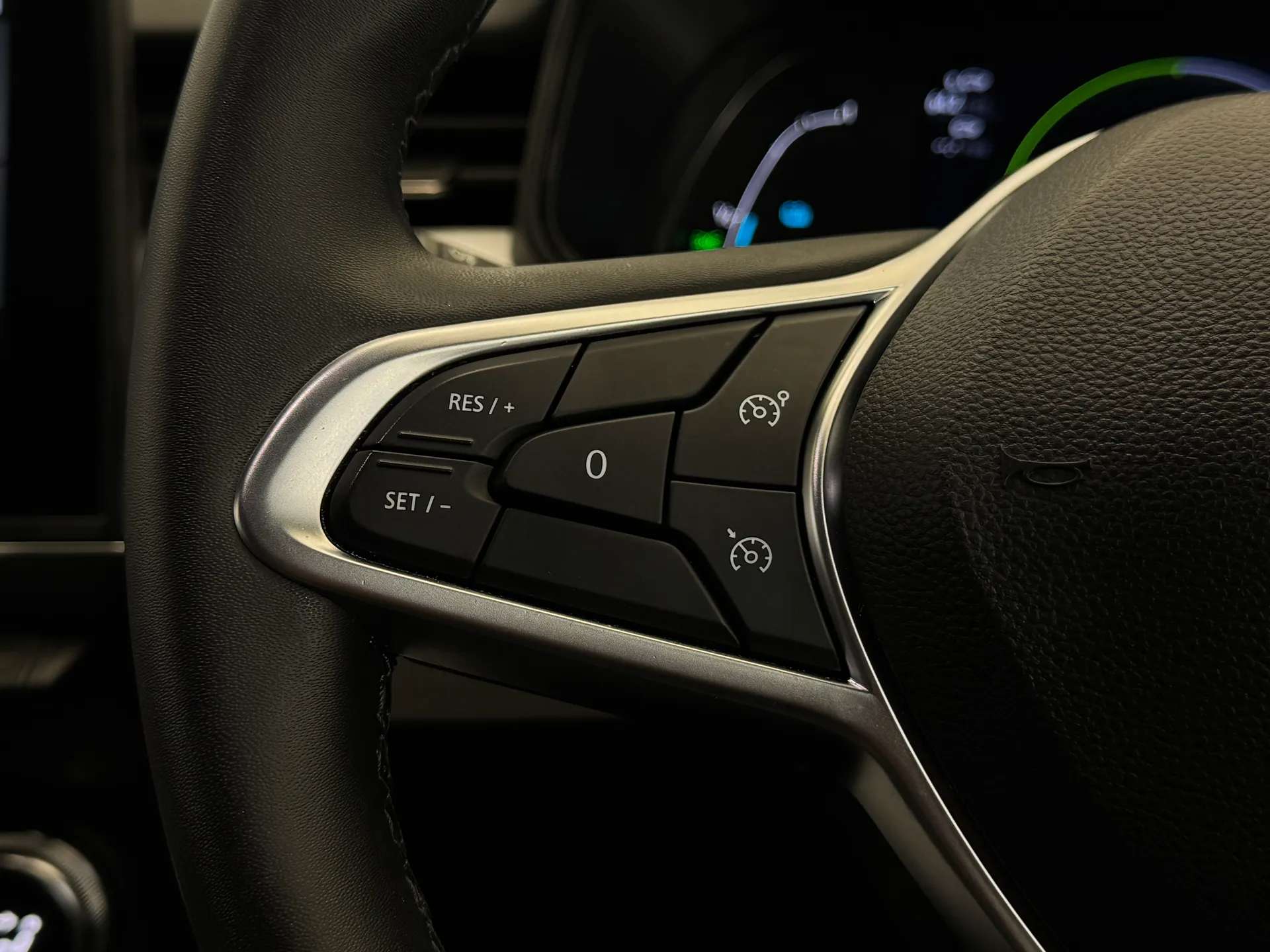 2023 RENAULT CLIO 2023 RENAULT CLIO