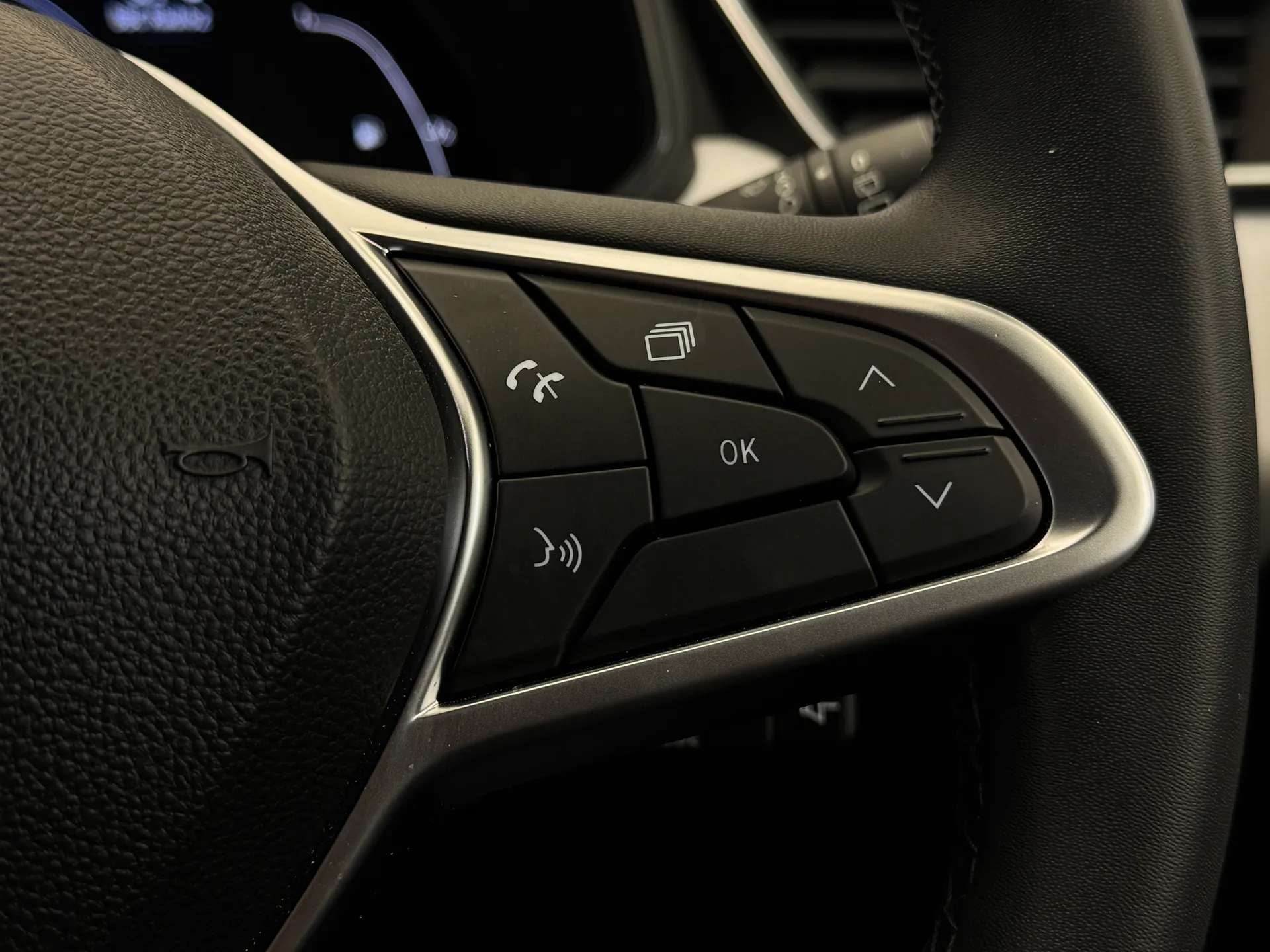 2023 RENAULT CLIO 2023 RENAULT CLIO