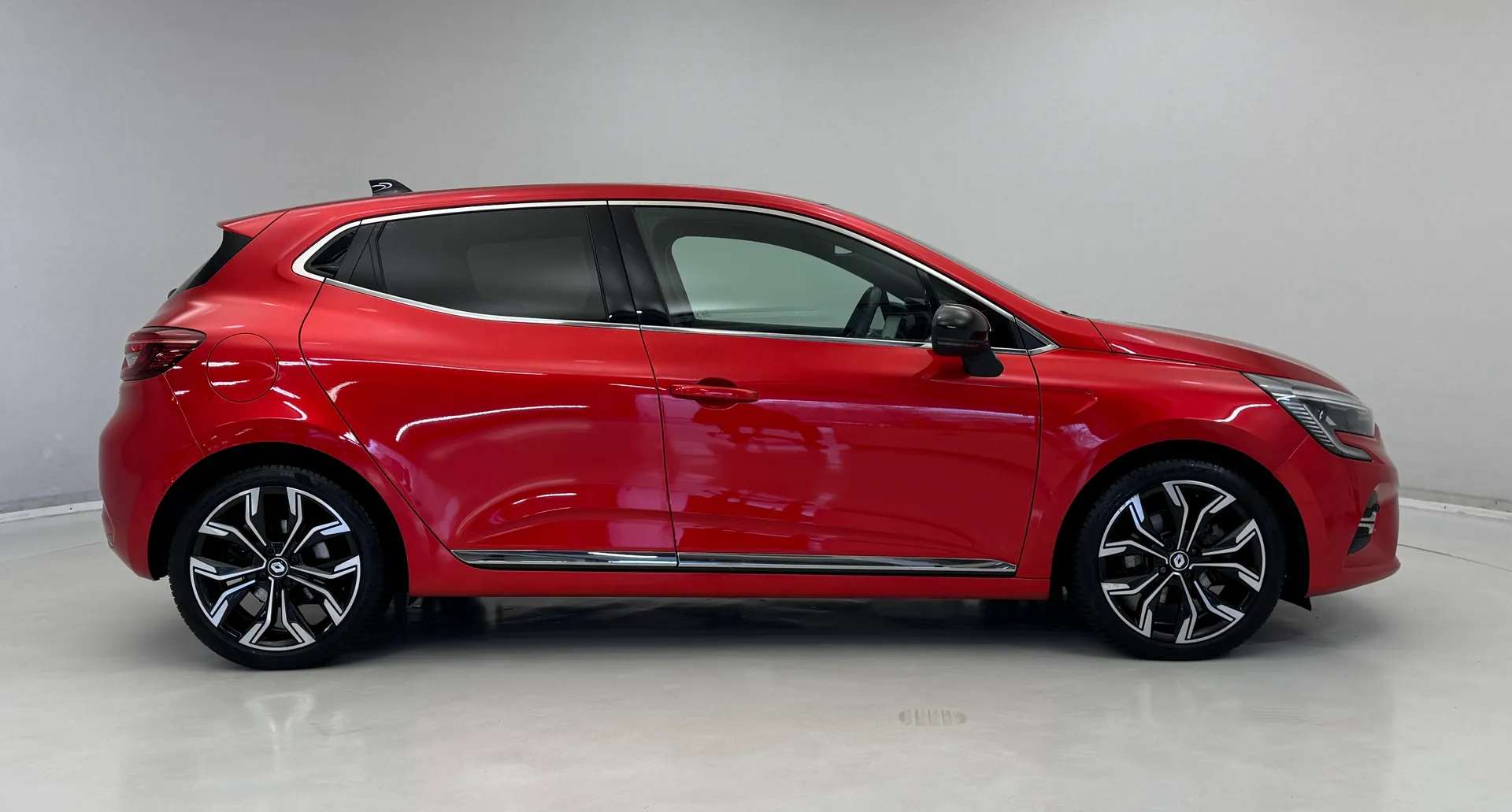 2023 RENAULT CLIO 2023 RENAULT CLIO