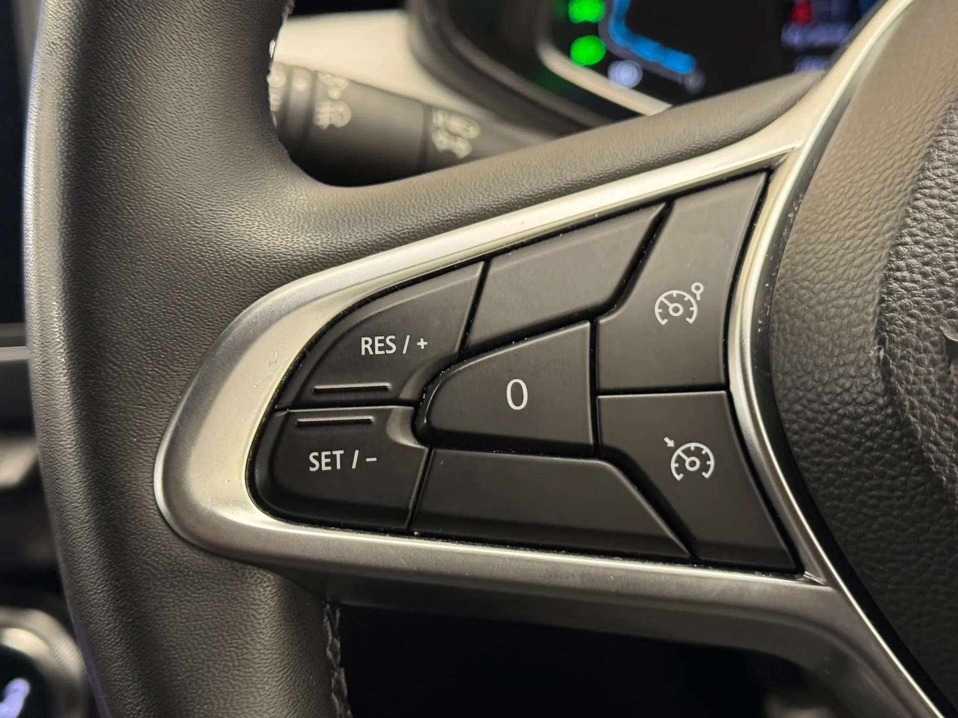 2023 RENAULT CLIO 2023 RENAULT CLIO