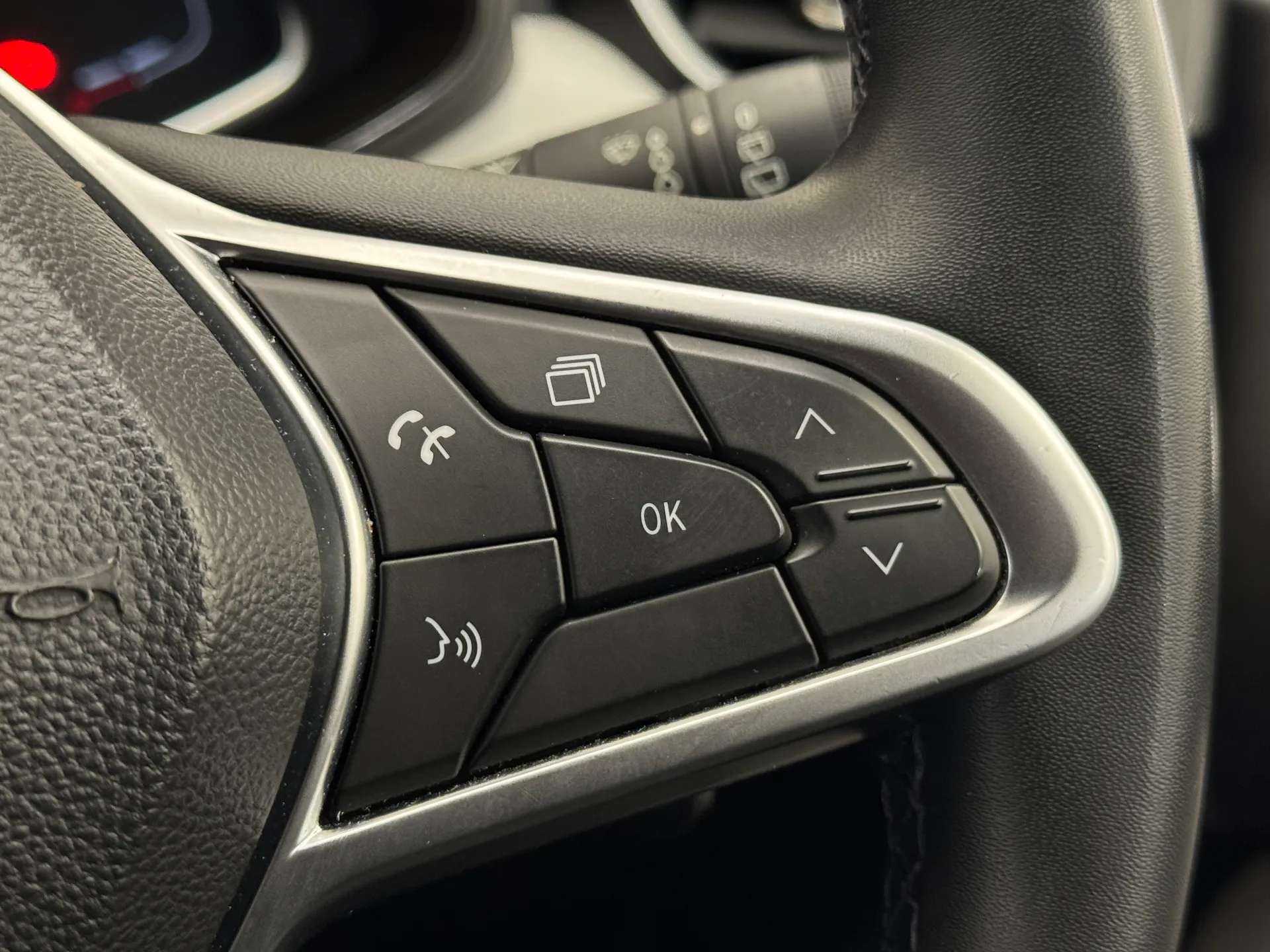 2023 RENAULT CLIO 2023 RENAULT CLIO