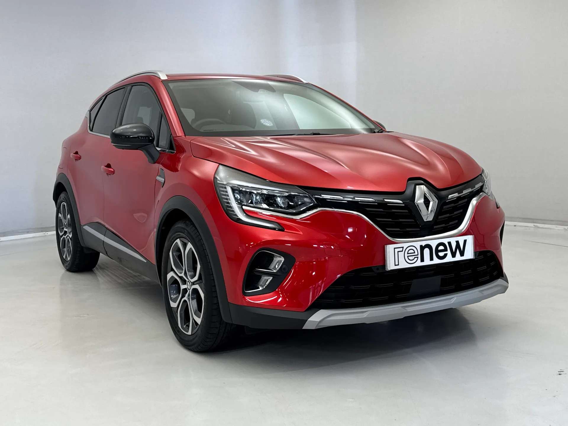 A 2023 RENAULT CAPTUR 1.6 E-Tech full hybrid 145 Techno 5dr Auto A 2023 RENAULT CAPTUR 1.6 E-Tech full hybrid 145 Techno 5dr Auto
