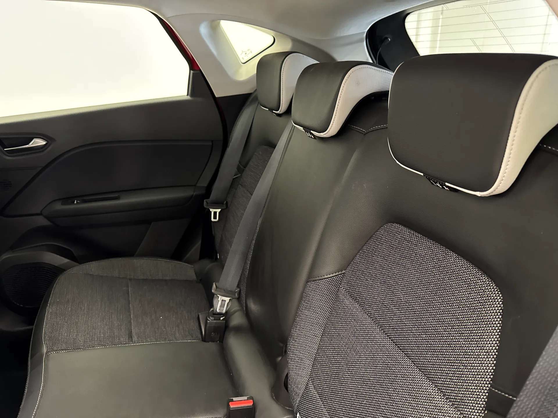 2023 RENAULT CAPTUR 2023 RENAULT CAPTUR