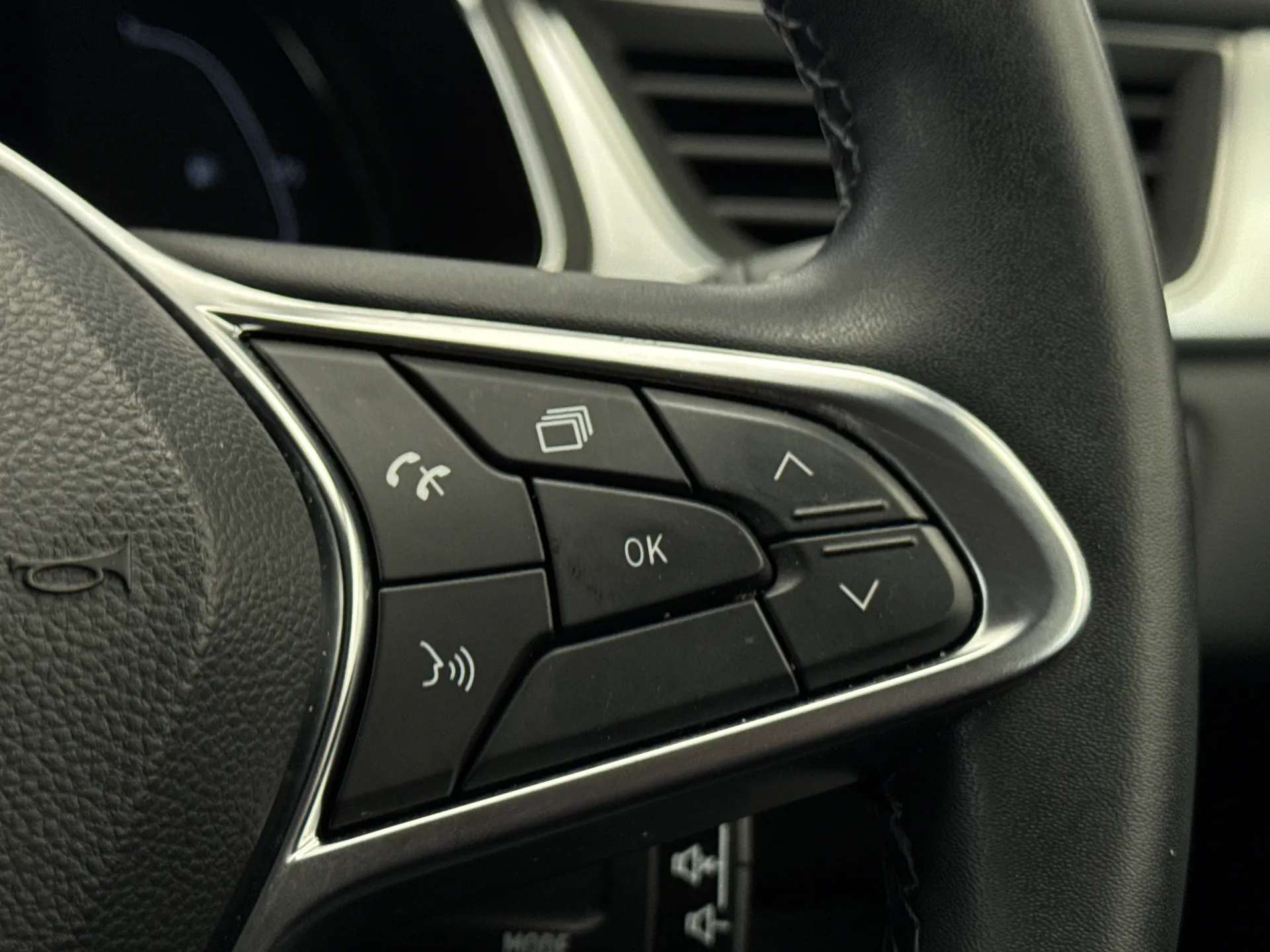 2023 RENAULT CAPTUR 2023 RENAULT CAPTUR