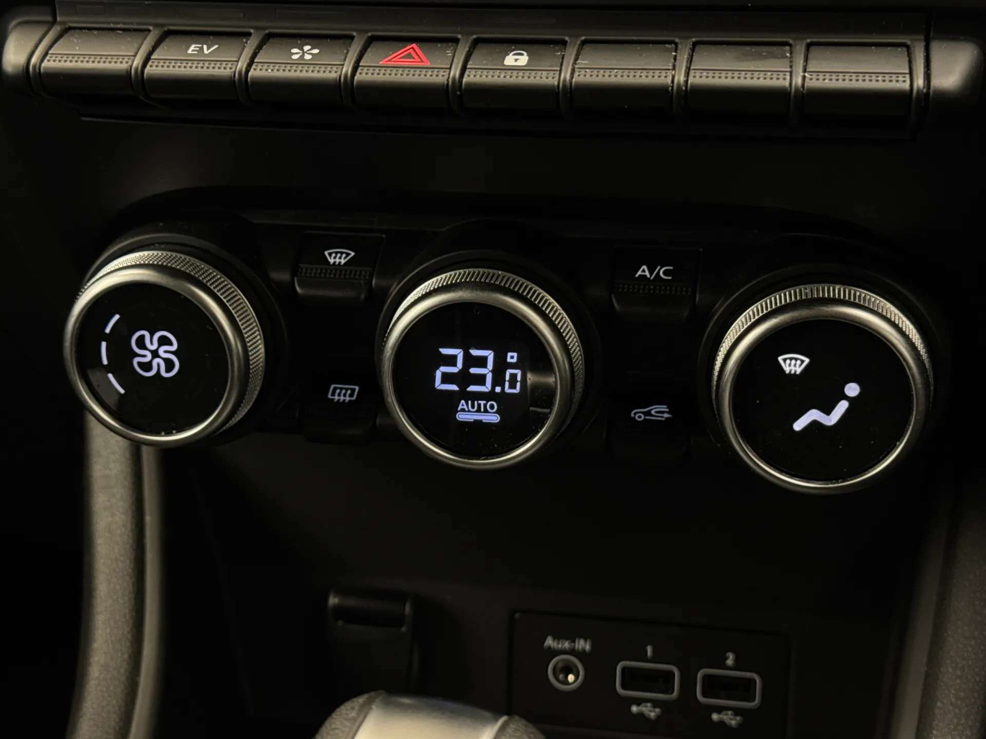 2023 RENAULT CAPTUR 2023 RENAULT CAPTUR