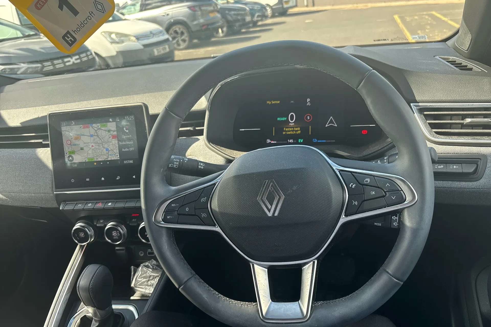 A 2025 RENAULT CLIO 1.6 E-TECH full hybrid 145 Techno 5dr Auto A 2025 RENAULT CLIO 1.6 E-TECH full hybrid 145 Techno 5dr Auto