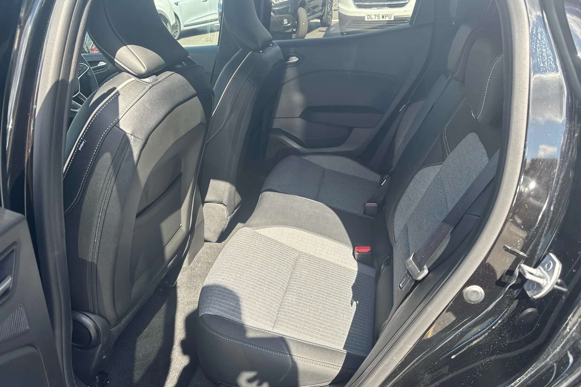 2025 RENAULT CLIO 2025 RENAULT CLIO