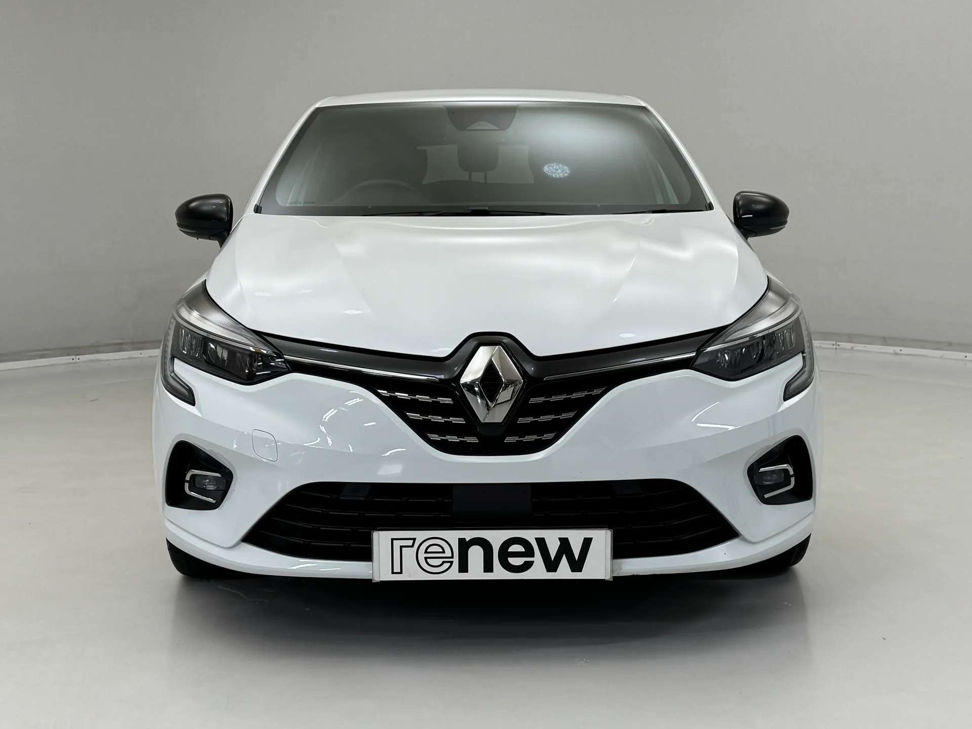 A 2023 RENAULT CLIO 1.6 E-TECH full hybrid 145 Techno 5dr Auto A 2023 RENAULT CLIO 1.6 E-TECH full hybrid 145 Techno 5dr Auto