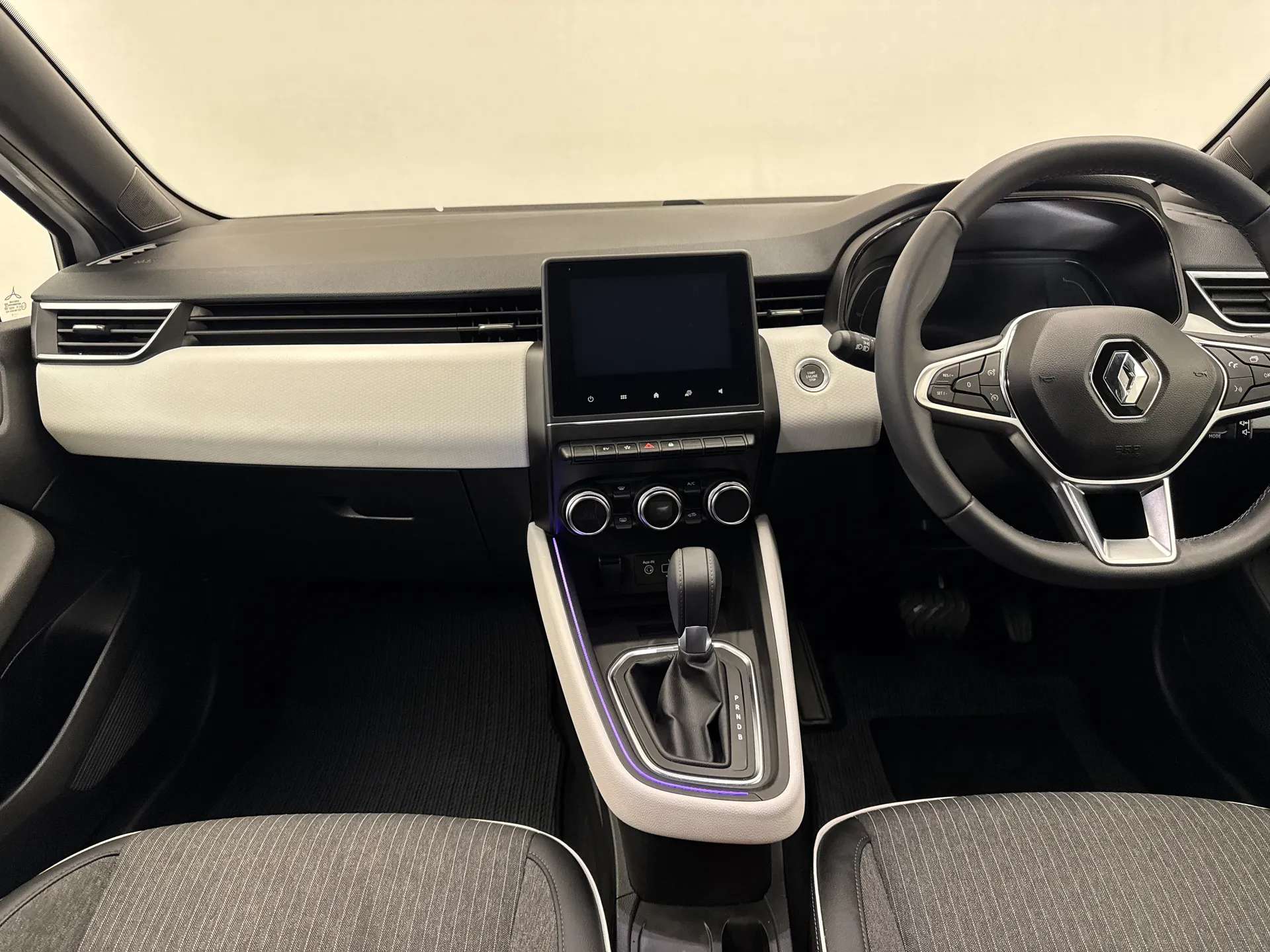 2023 RENAULT CLIO 2023 RENAULT CLIO