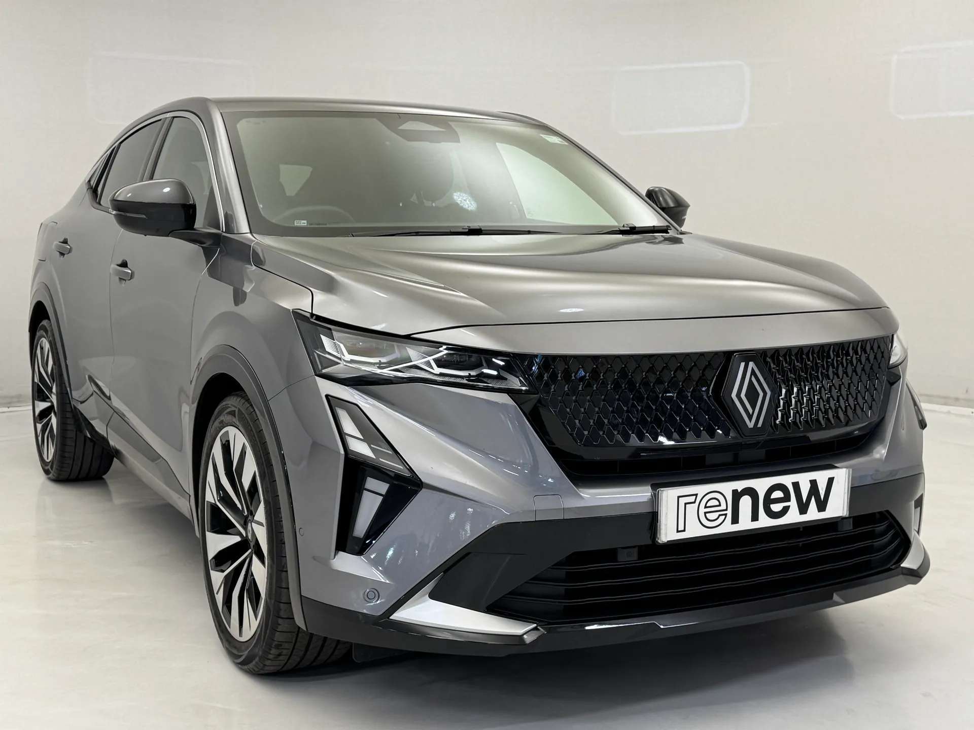 A 2025 RENAULT RAFALE E-Tech Full Hybrid Techno 5dr Auto A 2025 RENAULT RAFALE E-Tech Full Hybrid Techno 5dr Auto