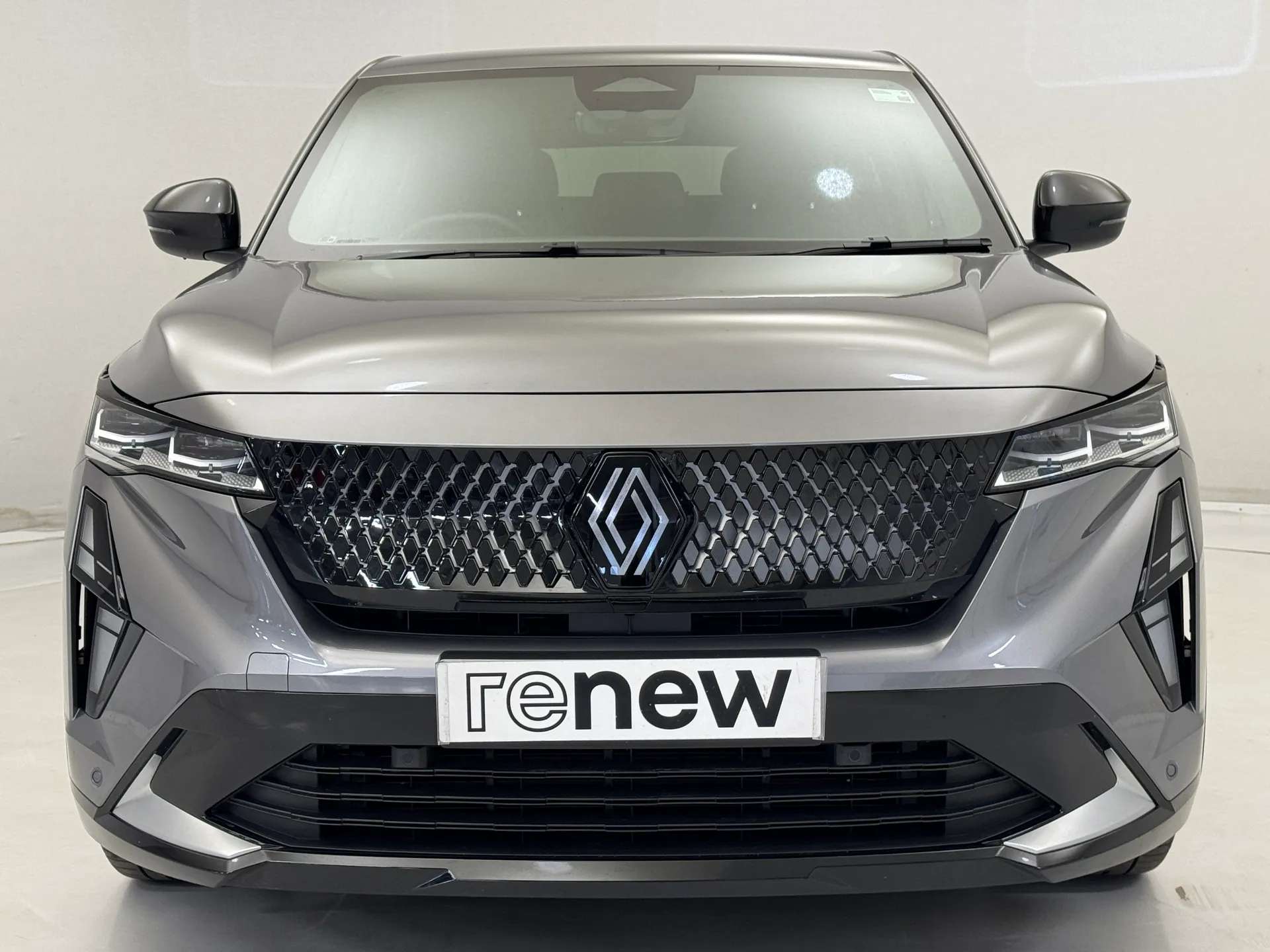 A 2025 RENAULT RAFALE E-Tech Full Hybrid Techno 5dr Auto A 2025 RENAULT RAFALE E-Tech Full Hybrid Techno 5dr Auto