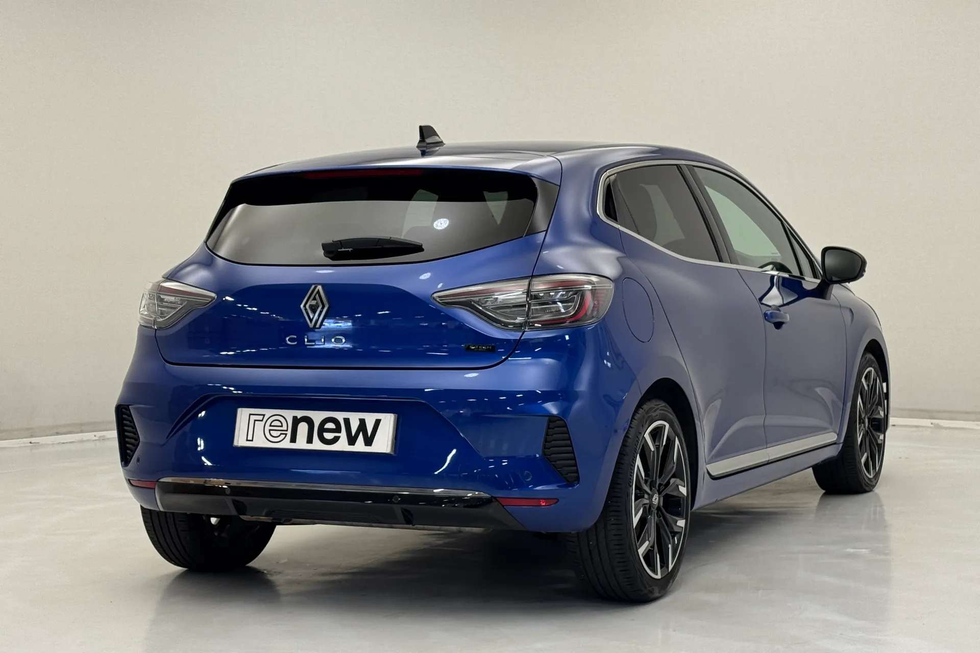 2024 RENAULT CLIO 2024 RENAULT CLIO