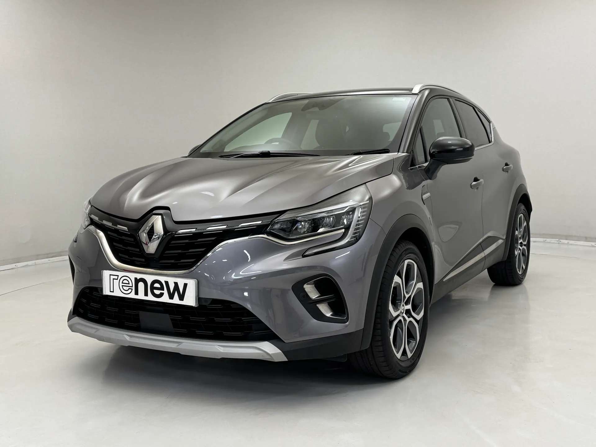 A 2023 RENAULT CAPTUR 1.6 E-Tech full hybrid 145 Techno 5dr Auto A 2023 RENAULT CAPTUR 1.6 E-Tech full hybrid 145 Techno 5dr Auto