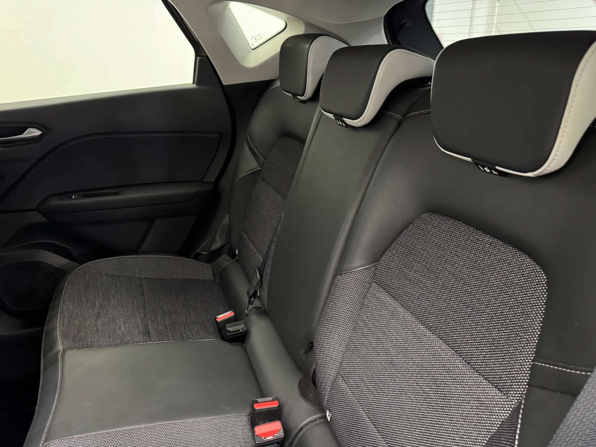 2023 RENAULT CAPTUR 2023 RENAULT CAPTUR