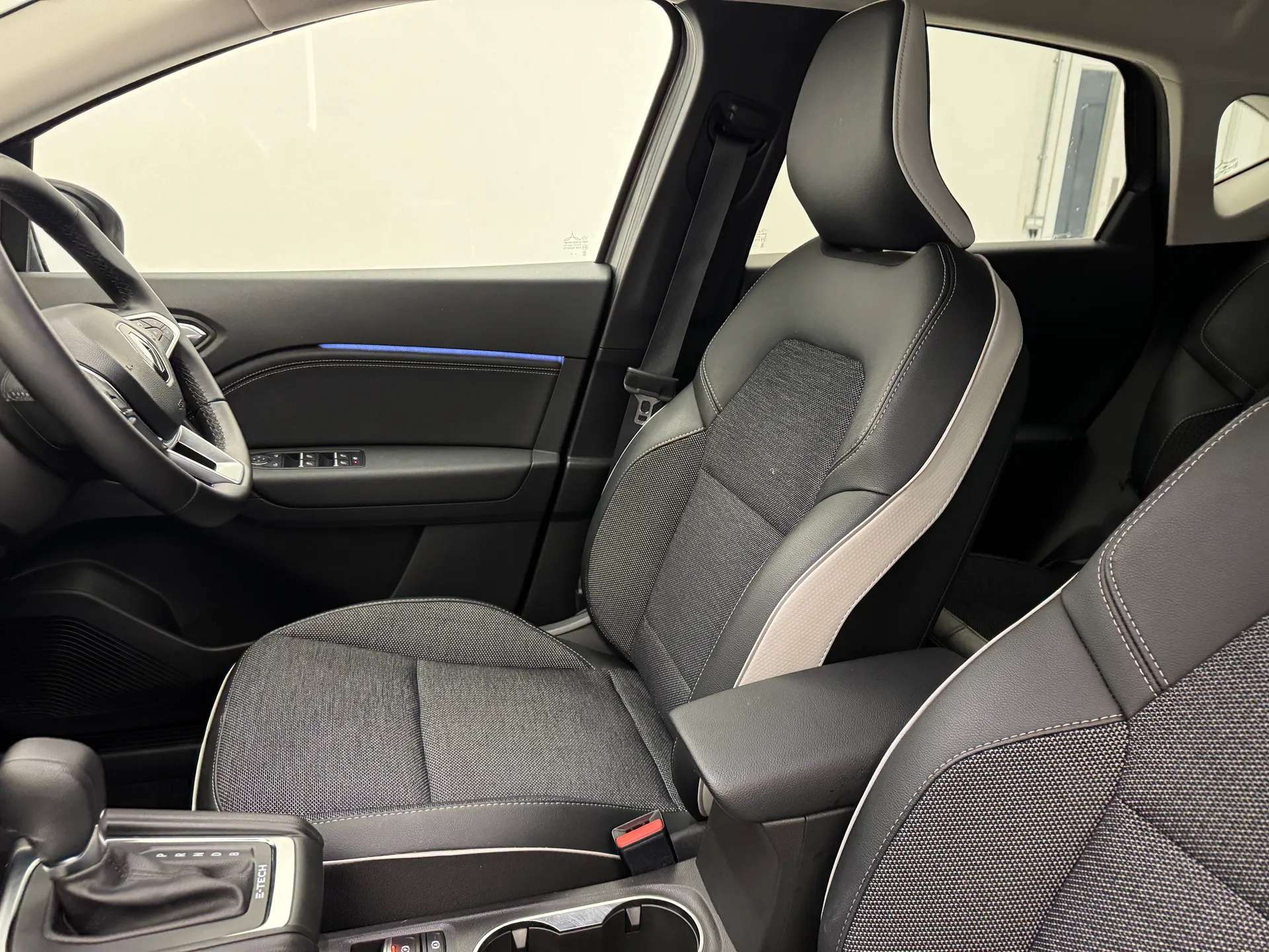 2023 RENAULT CAPTUR 2023 RENAULT CAPTUR