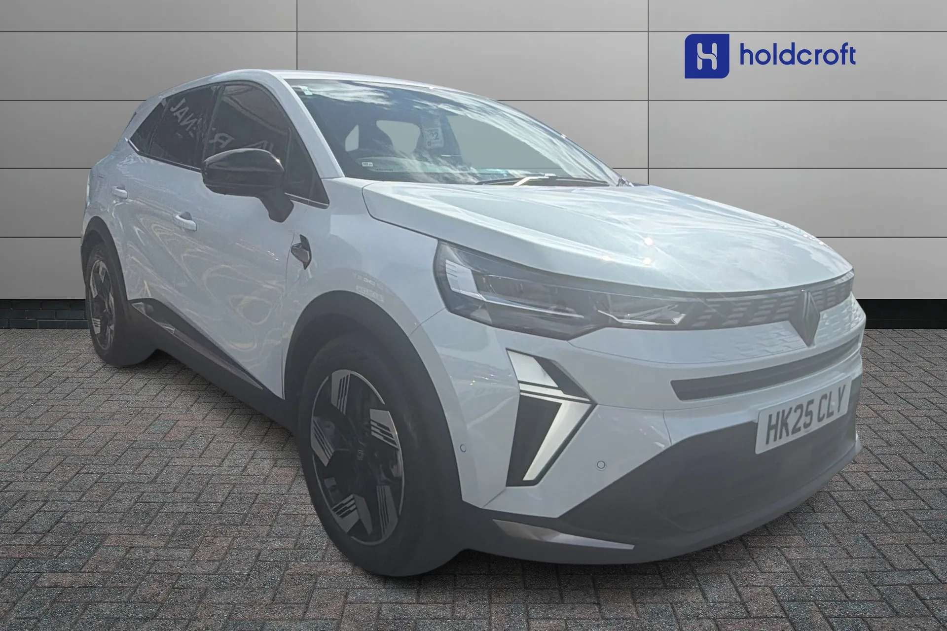 A 2025 RENAULT SYMBIOZ 1.6 E-Tech FHEV 145 Techno 5dr Auto A 2025 RENAULT SYMBIOZ 1.6 E-Tech FHEV 145 Techno 5dr Auto