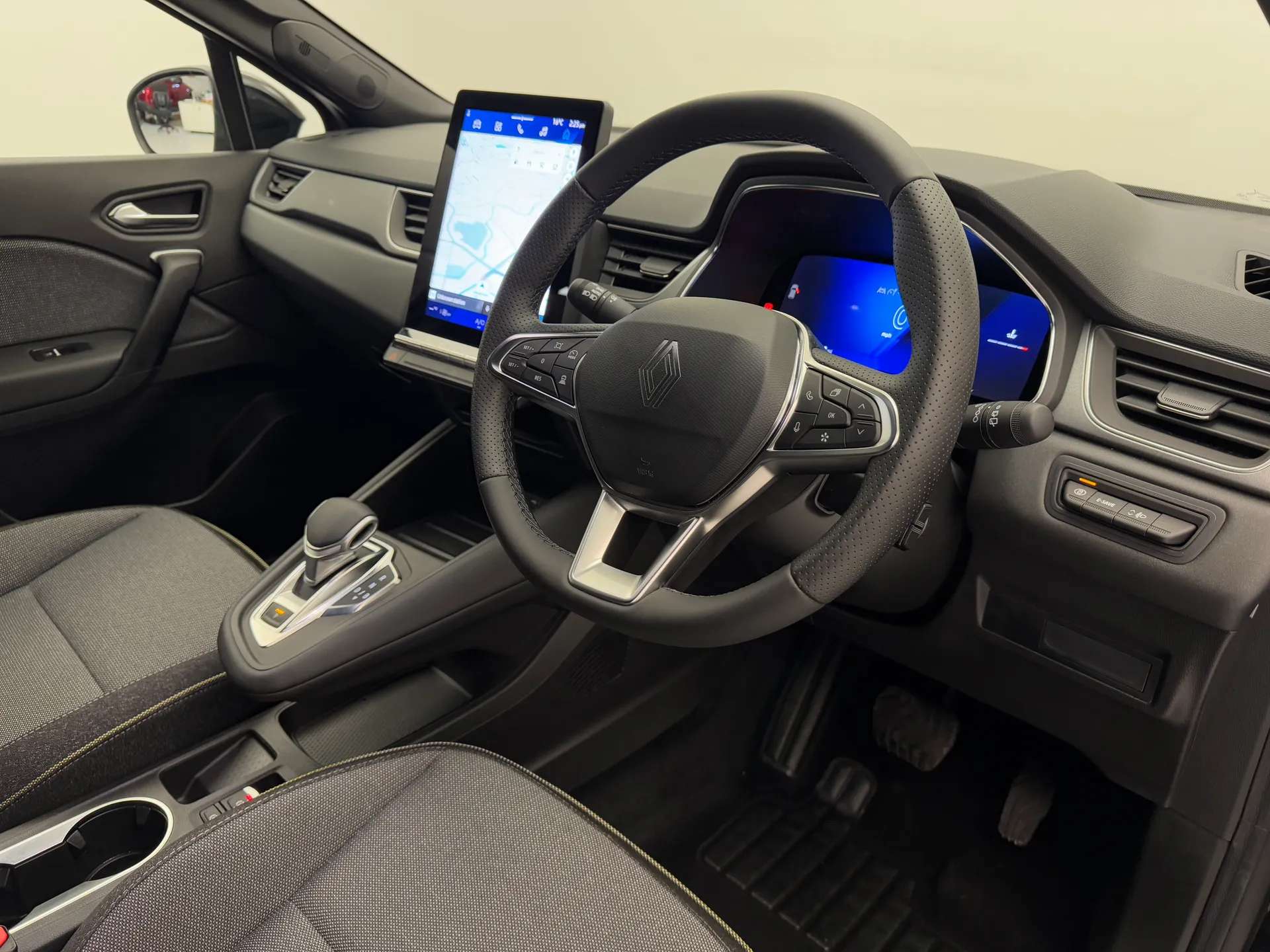 2025 RENAULT SYMBIOZ 2025 RENAULT SYMBIOZ