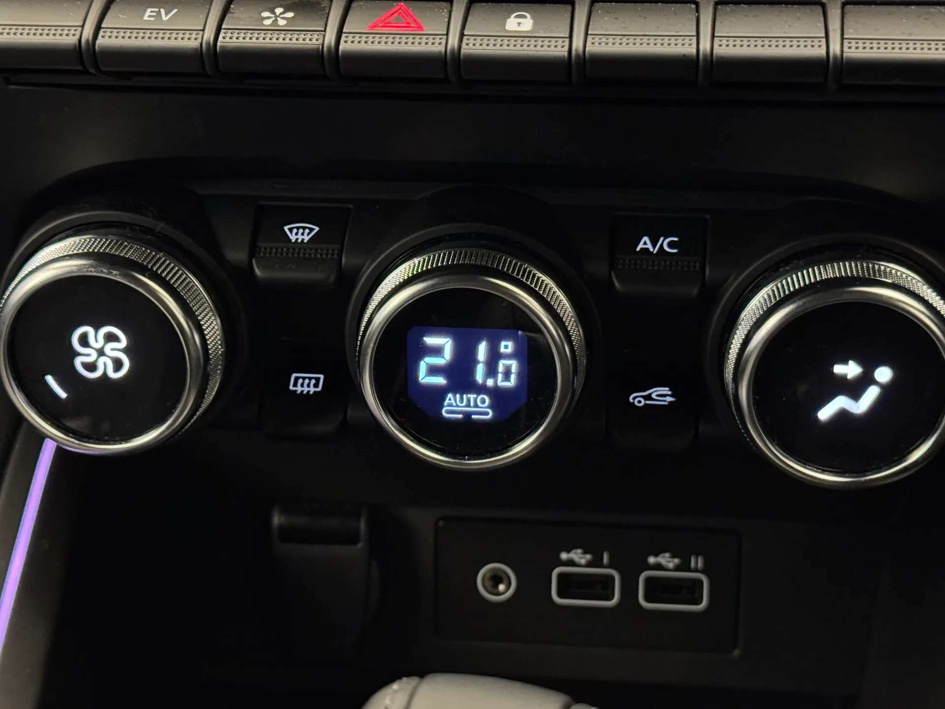 2024 RENAULT CLIO 2024 RENAULT CLIO