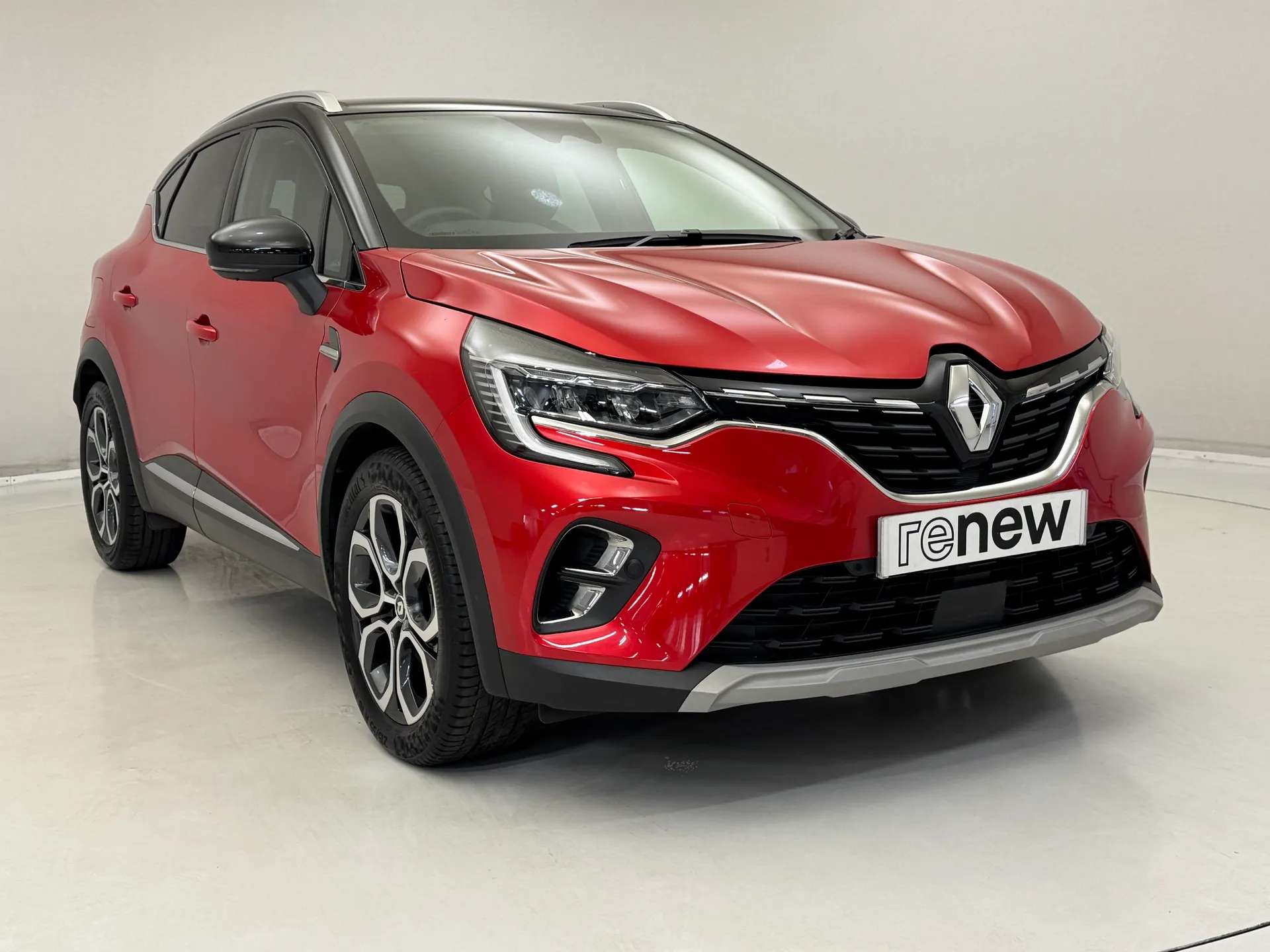A 2023 RENAULT CAPTUR 1.6 E-Tech full hybrid 145 Techno 5dr Auto A 2023 RENAULT CAPTUR 1.6 E-Tech full hybrid 145 Techno 5dr Auto