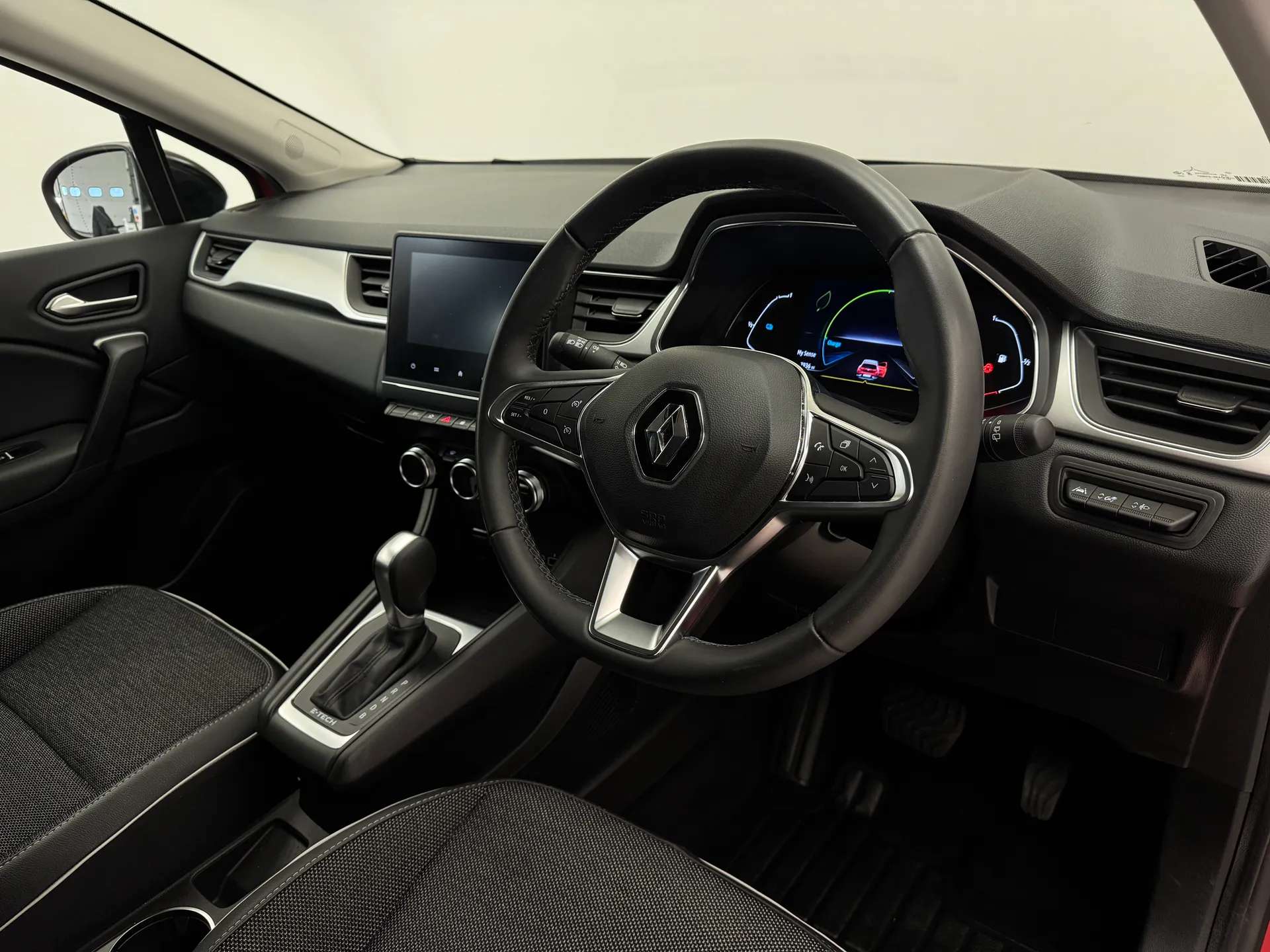 2023 RENAULT CAPTUR 2023 RENAULT CAPTUR