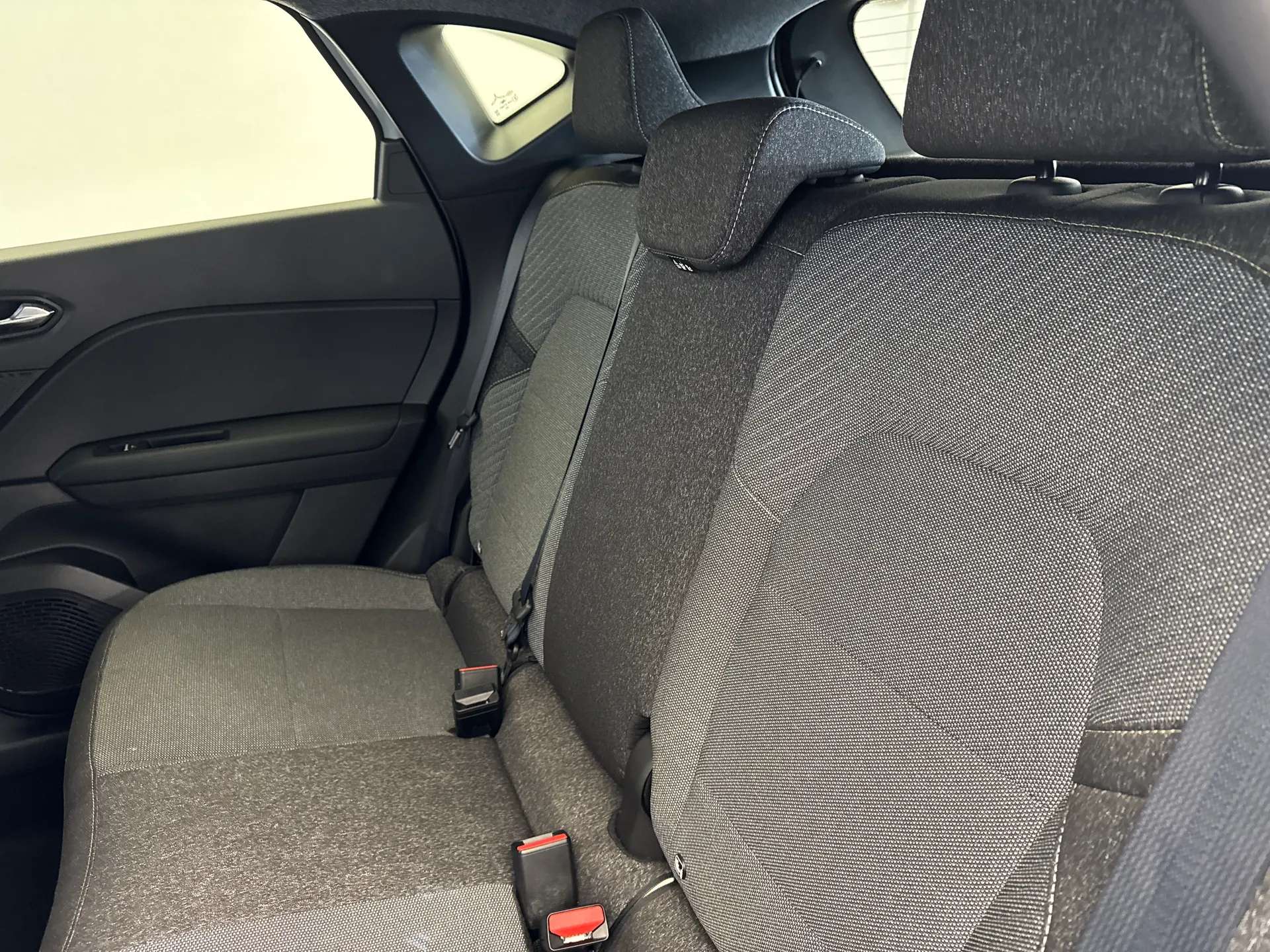 2025 RENAULT CAPTUR 2025 RENAULT CAPTUR