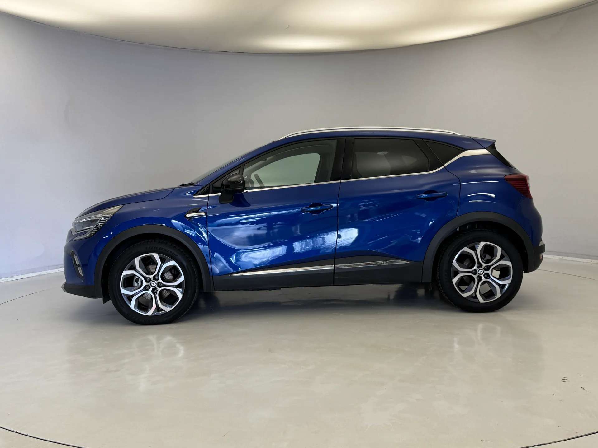 A 2024 RENAULT CAPTUR 1.6 E-Tech full hybrid 145 Techno 5dr Auto A 2024 RENAULT CAPTUR 1.6 E-Tech full hybrid 145 Techno 5dr Auto