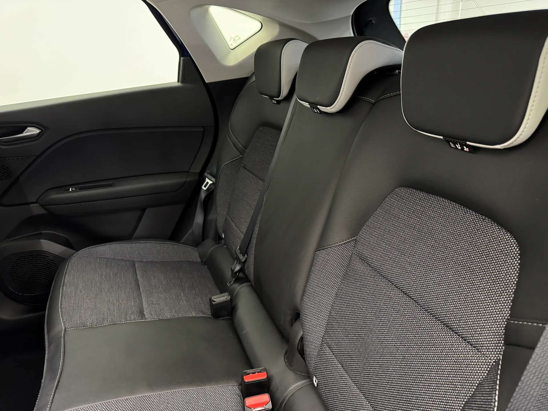 2024 RENAULT CAPTUR 2024 RENAULT CAPTUR