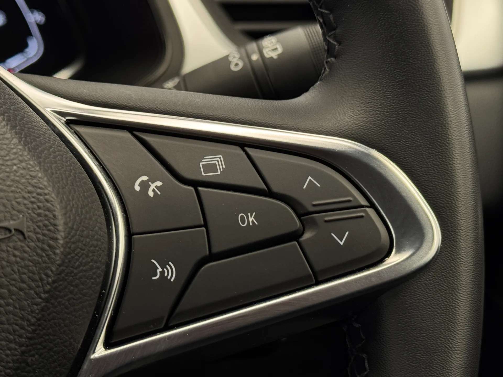 2024 RENAULT CAPTUR 2024 RENAULT CAPTUR