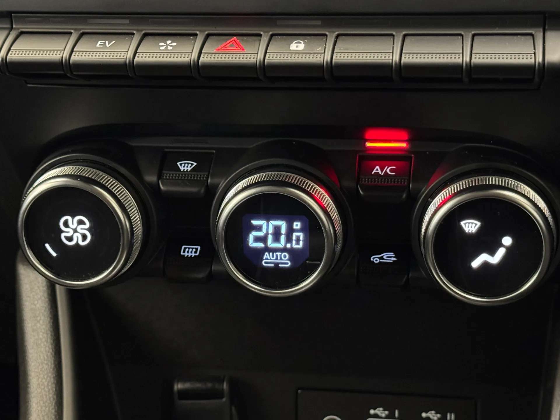 2024 RENAULT CAPTUR 2024 RENAULT CAPTUR