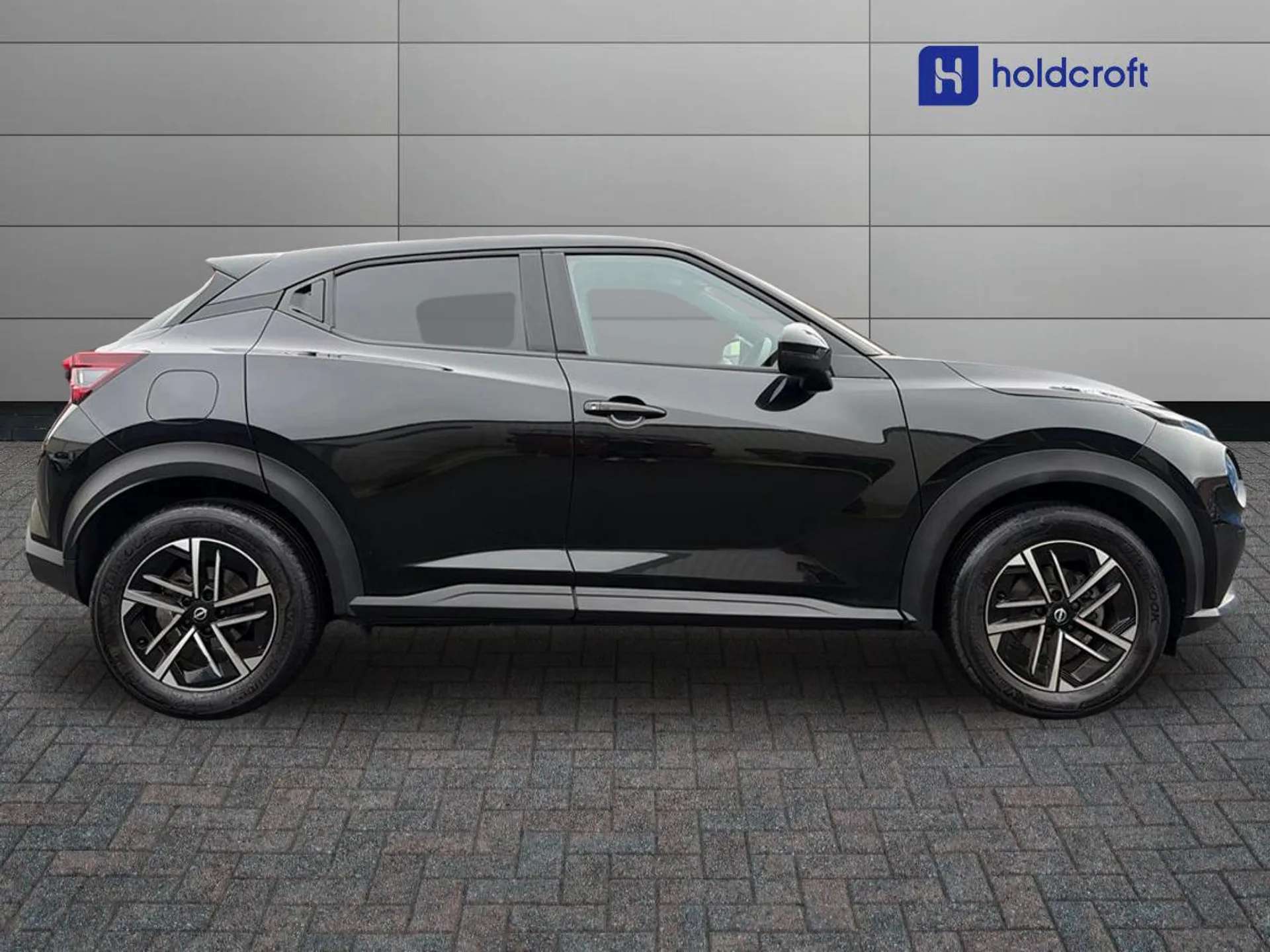 A 2025 NISSAN JUKE 1.0 DiG-T N-Connecta 5dr DCT A 2025 NISSAN JUKE 1.0 DiG-T N-Connecta 5dr DCT