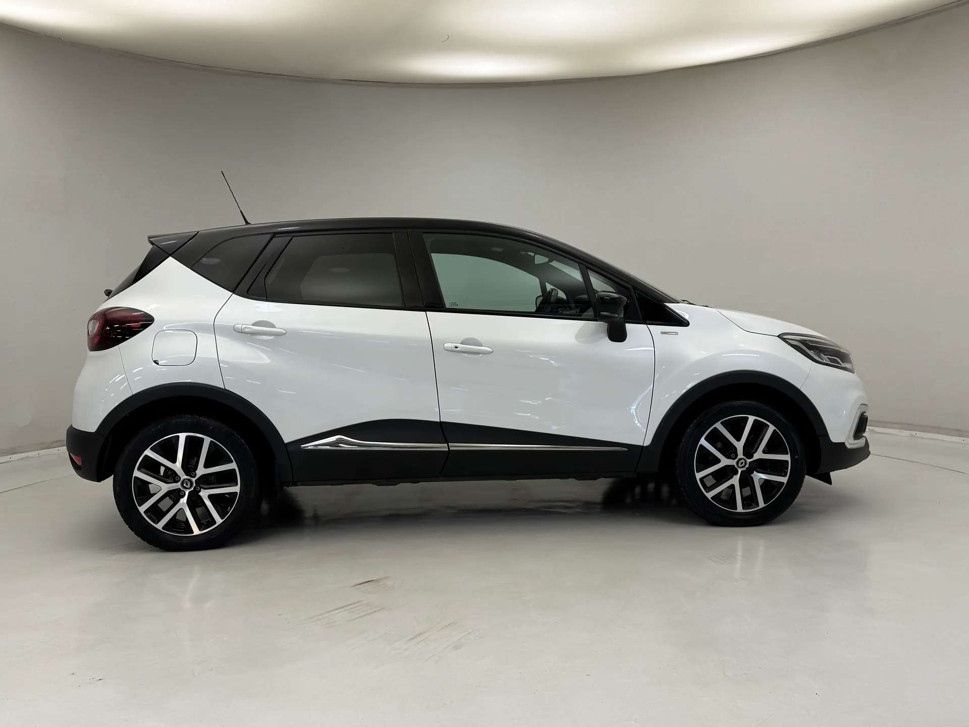 2019 RENAULT CAPTUR 2019 RENAULT CAPTUR