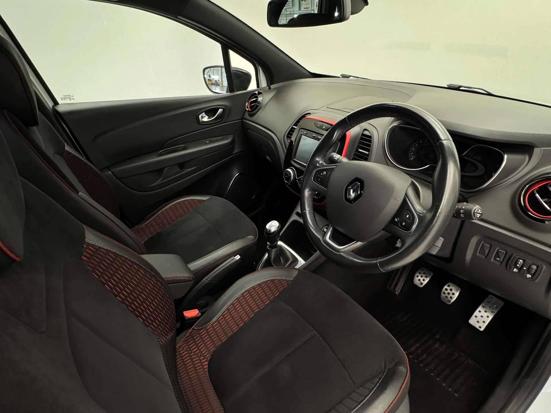 2019 RENAULT CAPTUR 2019 RENAULT CAPTUR
