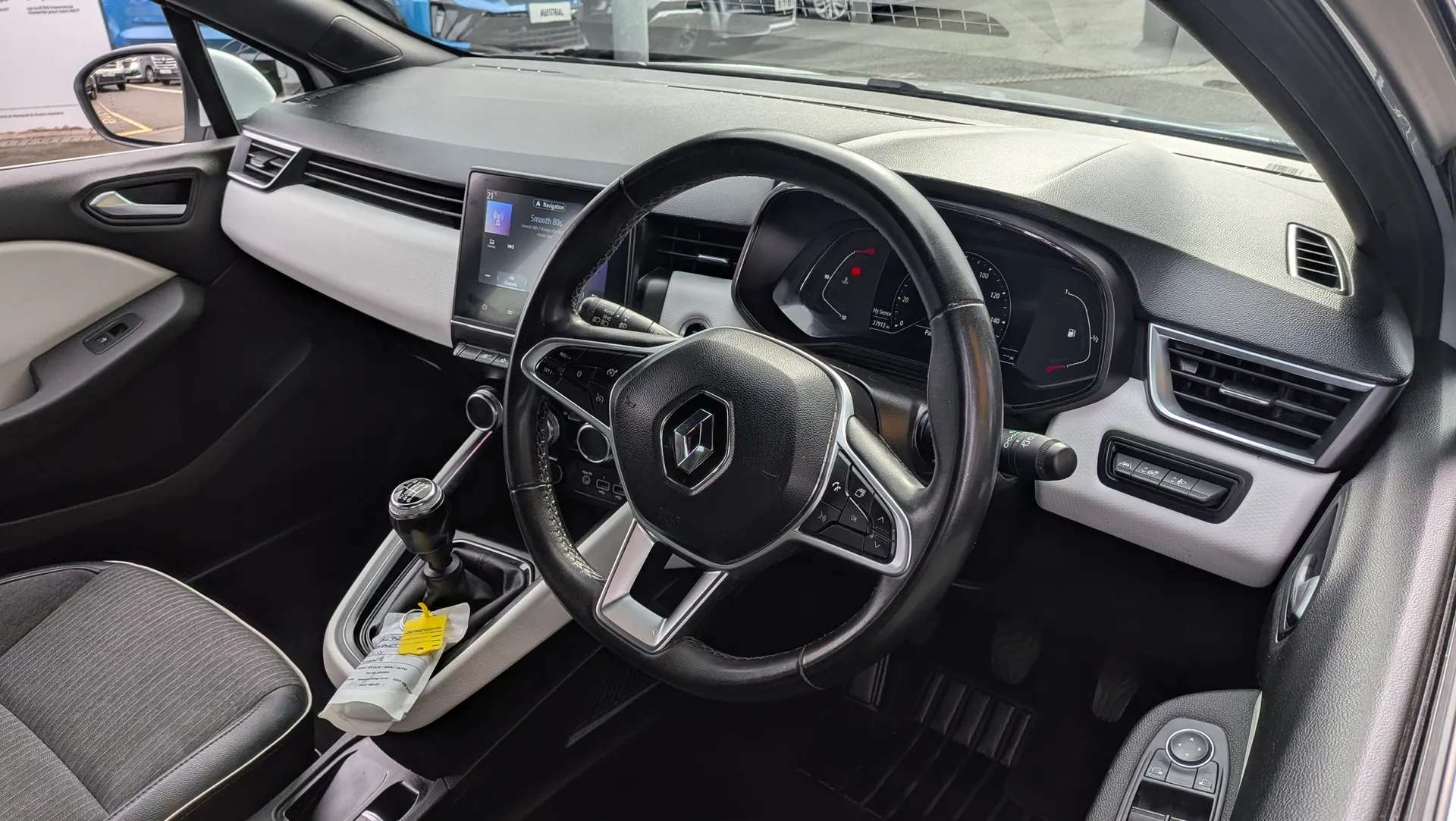 2022 RENAULT CLIO 2022 RENAULT CLIO