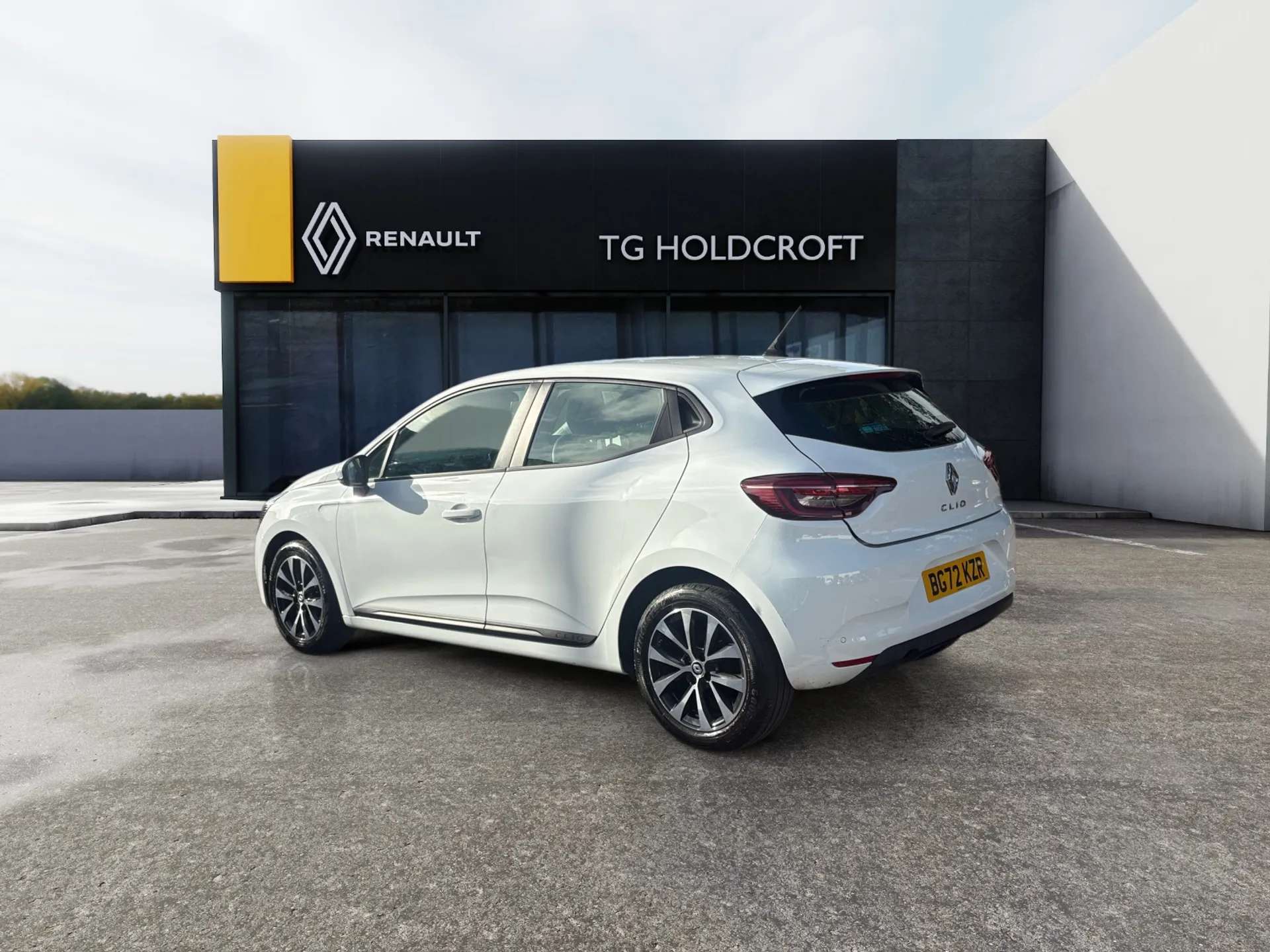 A 2022 RENAULT CLIO 1.0 TCe 90 Iconic Edition 5dr A 2022 RENAULT CLIO 1.0 TCe 90 Iconic Edition 5dr
