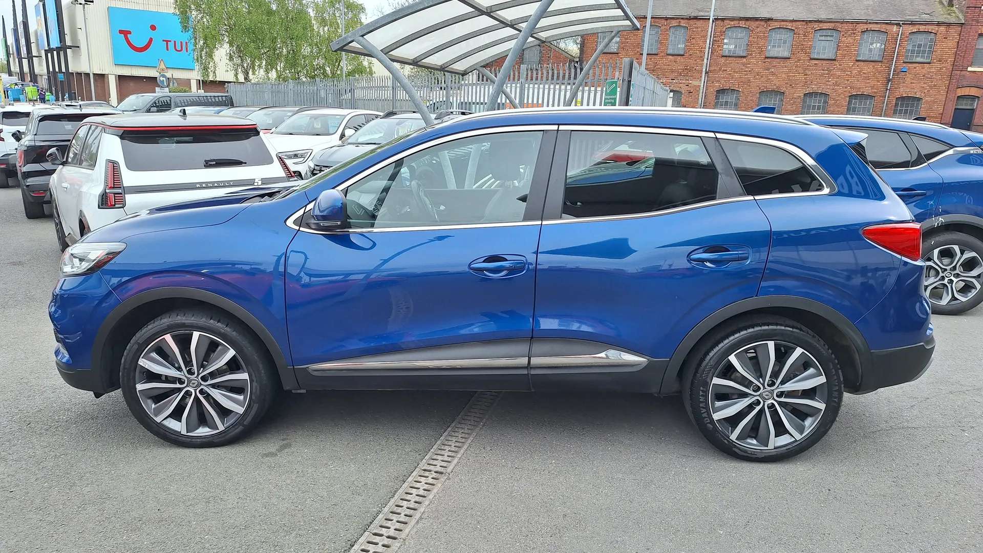 A 2020 RENAULT KADJAR 1.3 TCE S Edition 5dr A 2020 RENAULT KADJAR 1.3 TCE S Edition 5dr