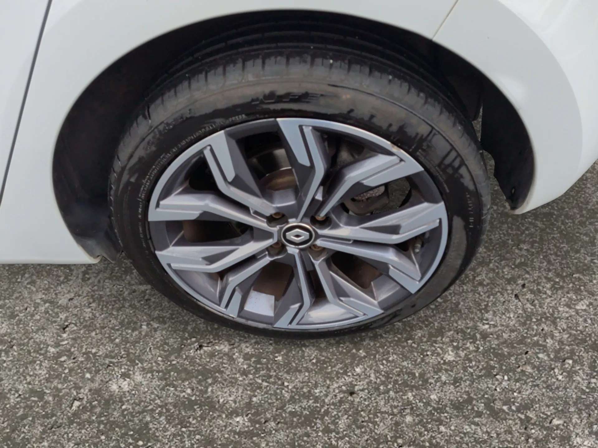 2021 RENAULT CLIO 2021 RENAULT CLIO