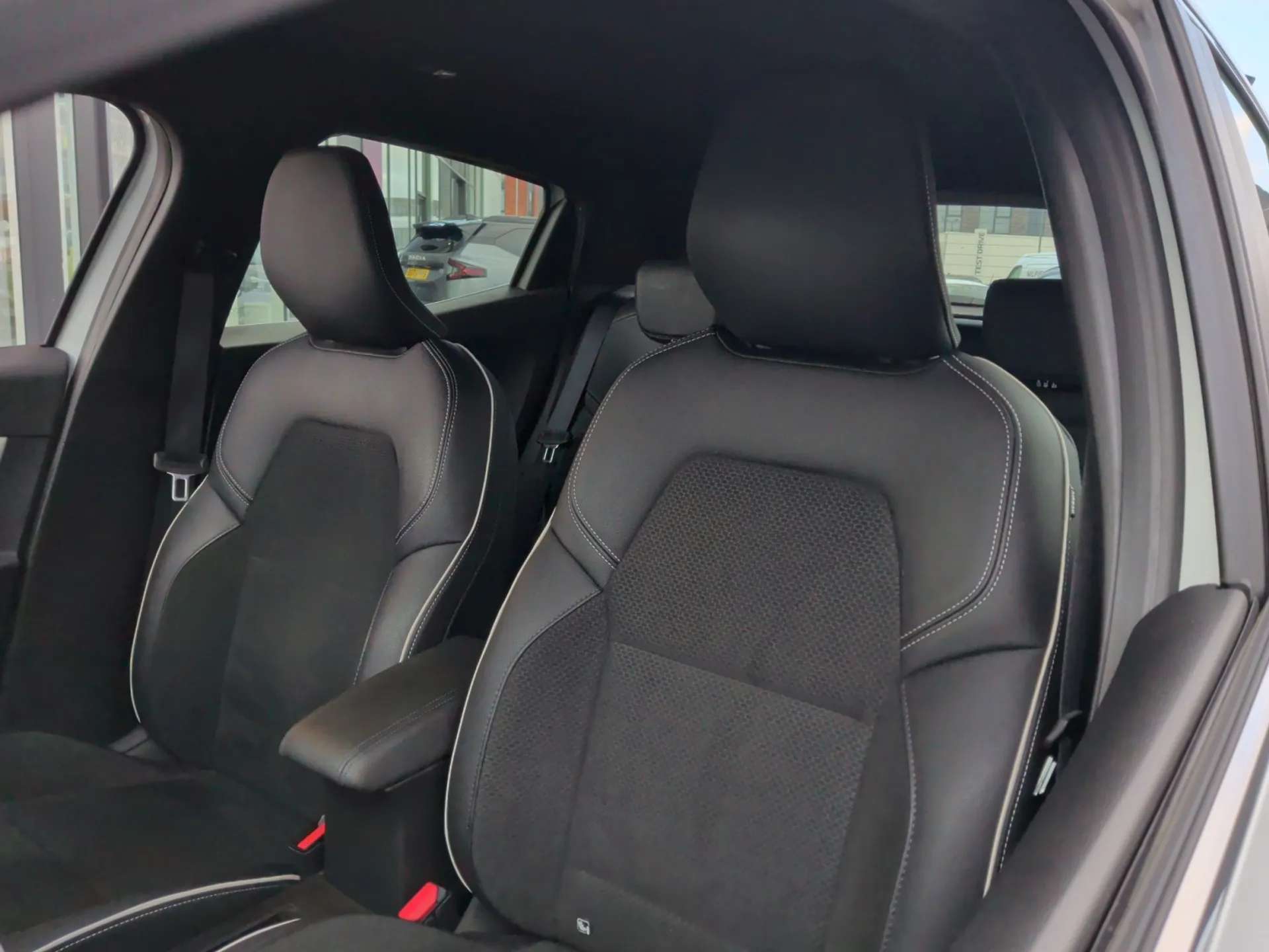 2021 RENAULT CLIO 2021 RENAULT CLIO