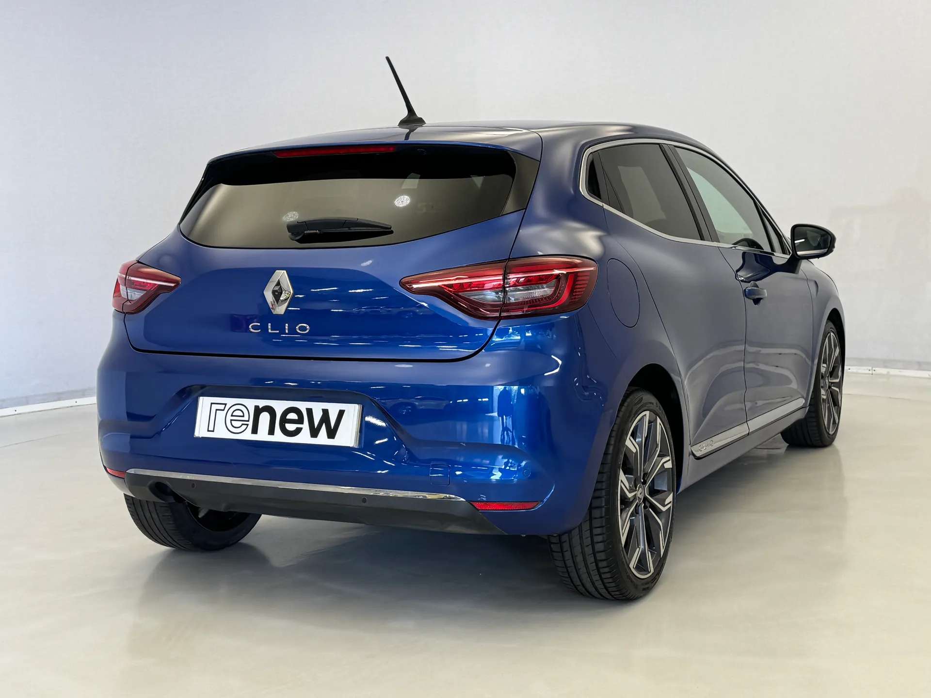 2021 RENAULT CLIO 2021 RENAULT CLIO